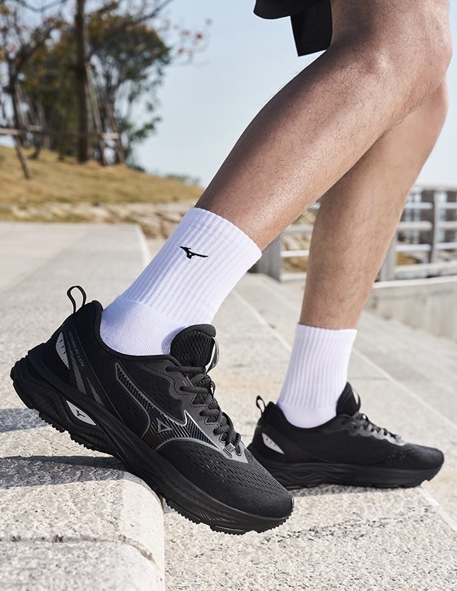 代購-MIZUNO RC LITE 美津濃 透氣 機能 輕彈 高效緩震 黑 D1GH263001