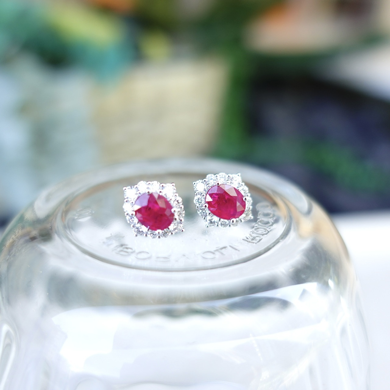 18K Gold Natural Ruby Earrings with Diamonds setting - Oval cut