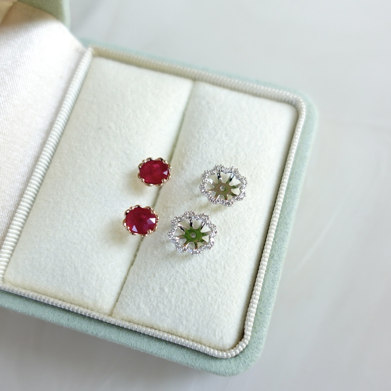 18K Gold Natural Ruby Earrings with Diamonds setting - Oval cut