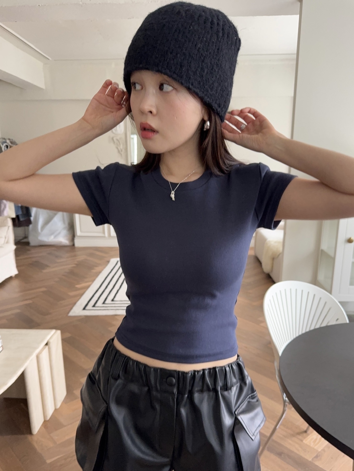 J26/ 素色短版上衣