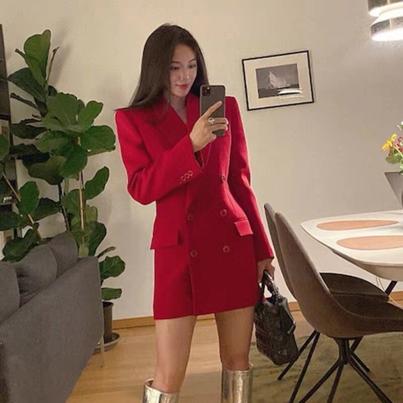 質感俐落 紅色長版西裝外套