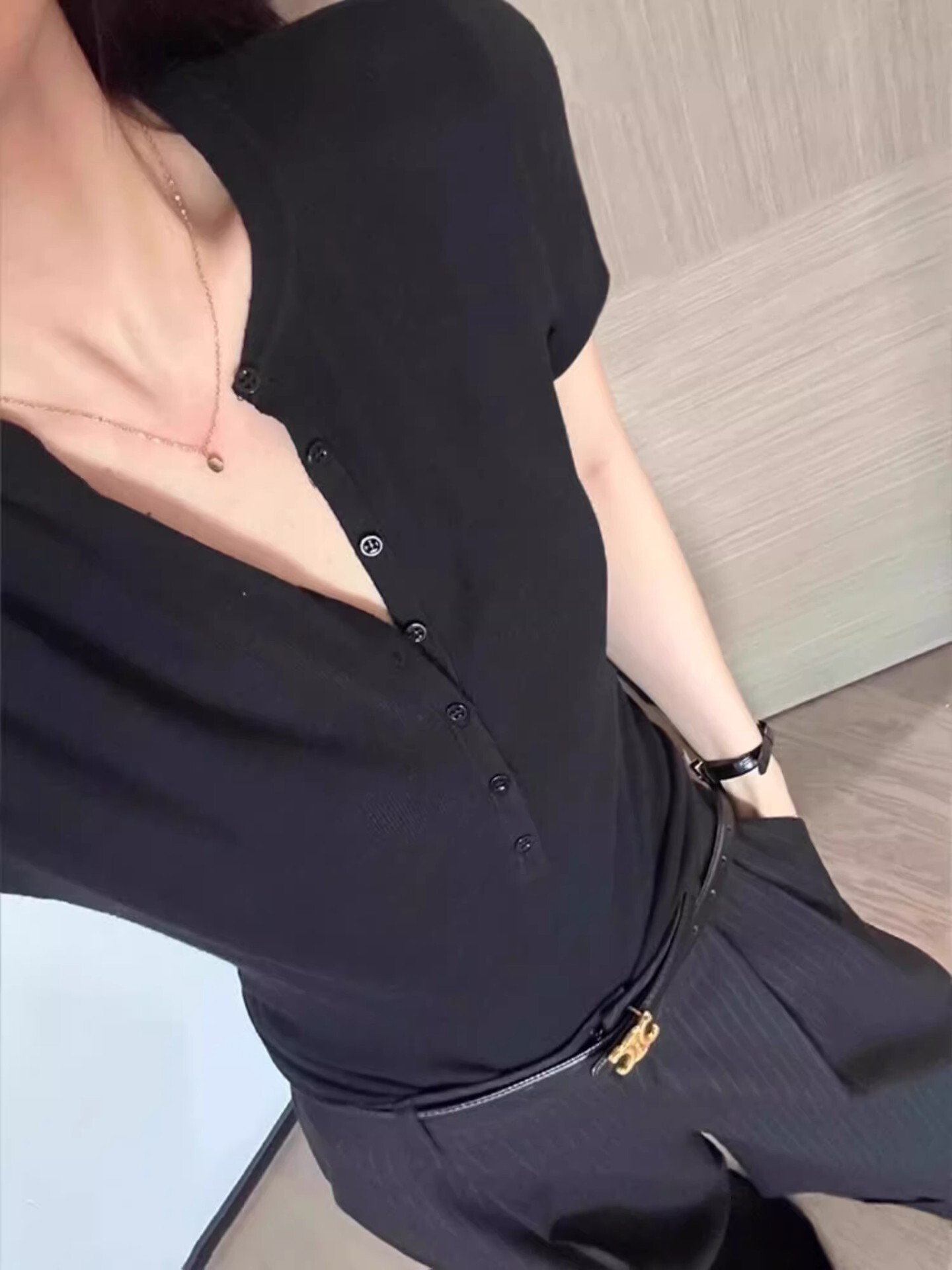 老錢風 短袖針織和肩上衣(駝/黑/白)