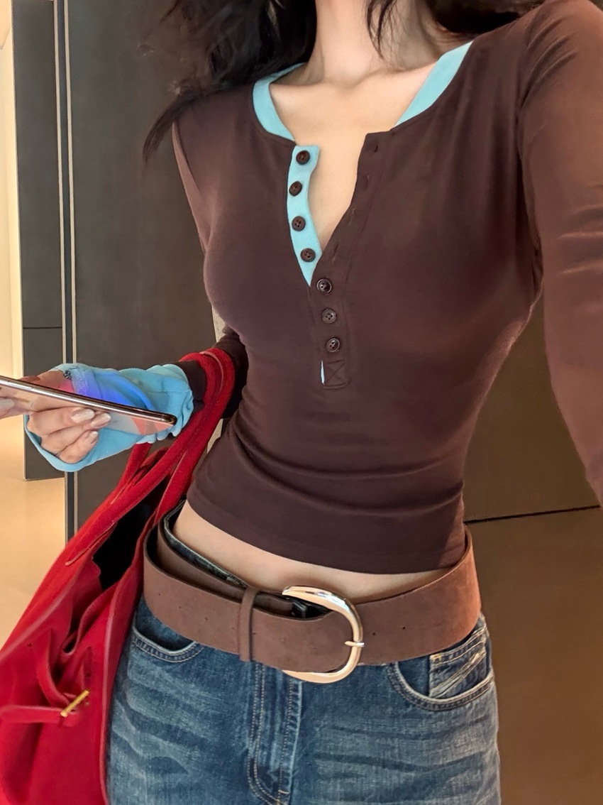 假2件 藍咖撞色彈性上衣