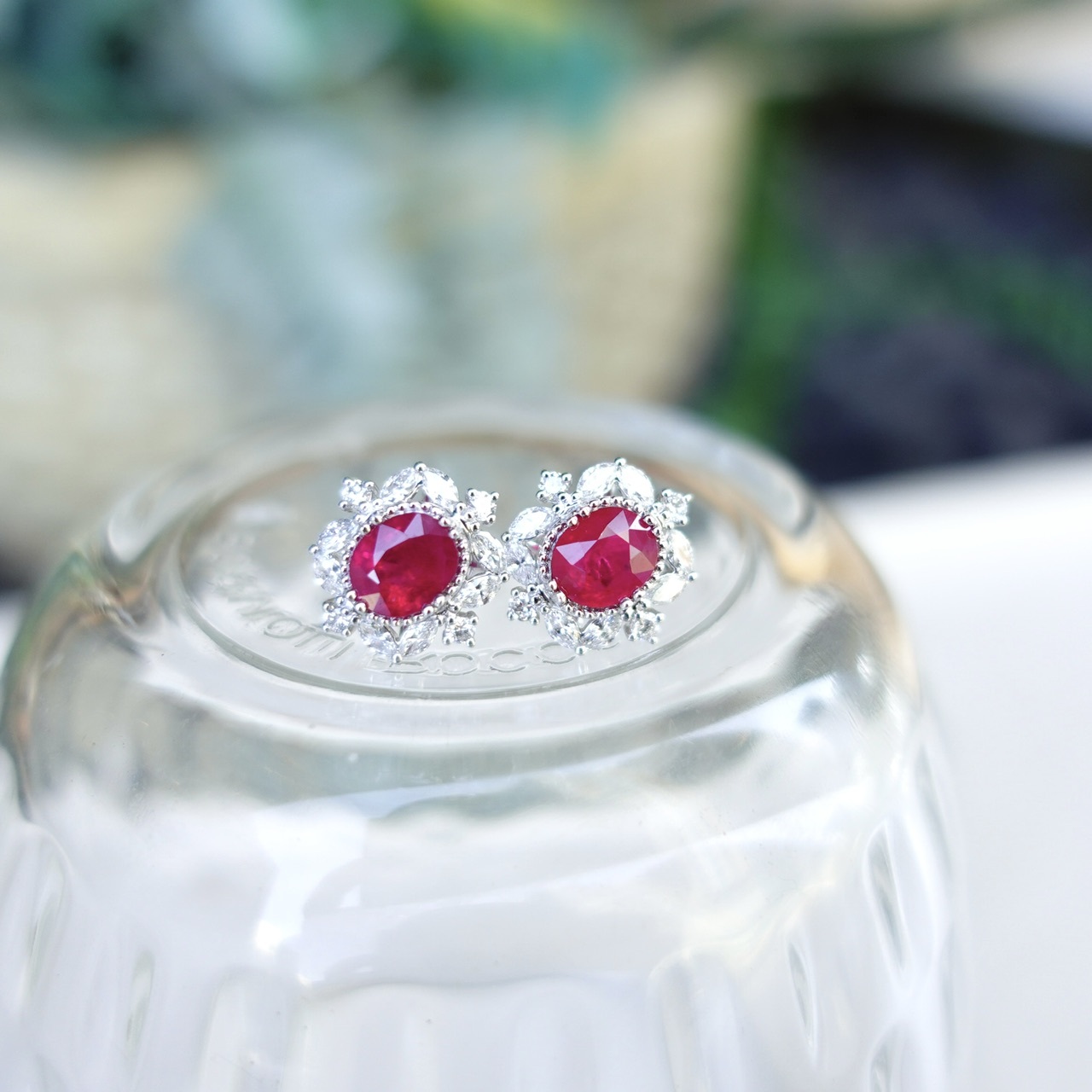 18K Gold Natural Ruby Earrings with Diamonds setting - Oval cut
