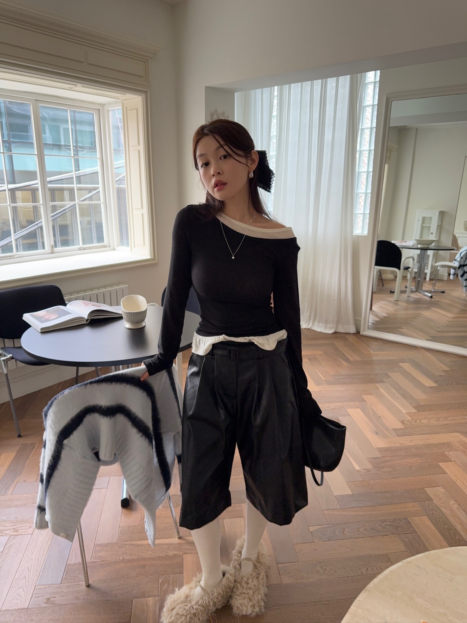 J36/ 皮革膝上中長西褲 (附皮帶)