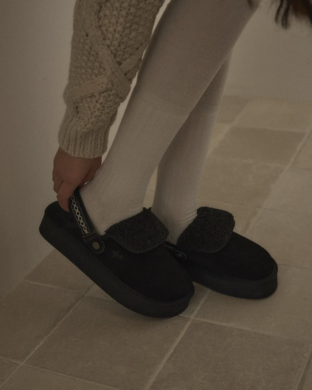 預訂 | OTZ Ballony Platform Banding Slides 毛毛款