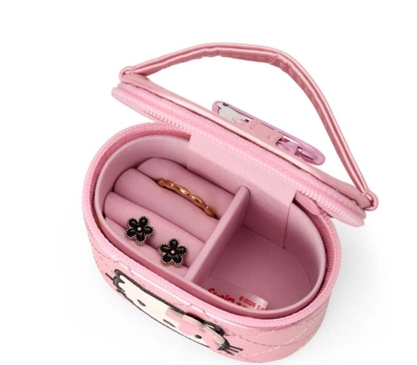 【Luxury】三麗鷗 Sanrio日本限定 Hello kitty 凱蒂貓 小香風菱格紋 迷你飾品收納包
