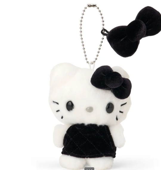 【Luxury】三麗鷗 Sanrio日本限定 Hello kitty 凱蒂貓 小香風菱格紋 蝴蝶結菱格洋裝娃娃 掛飾 配件 吊飾
