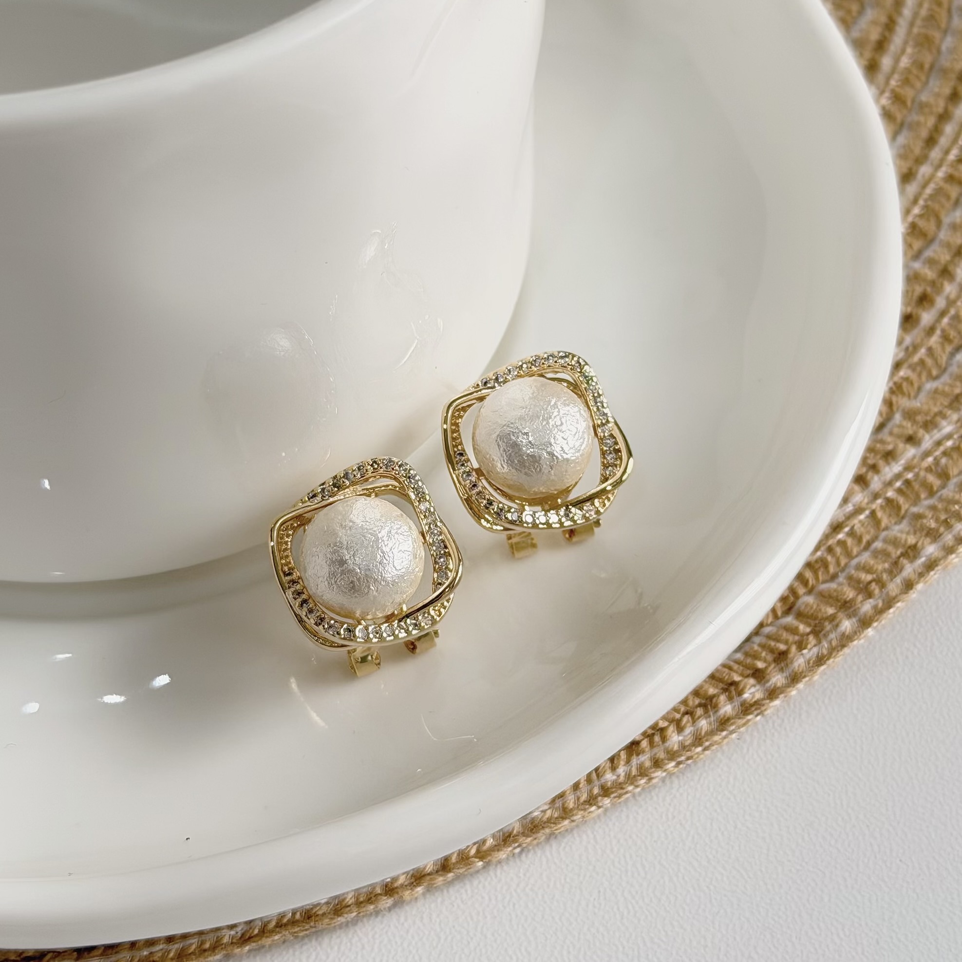 A197排鑽方塊棉花珍珠耳針