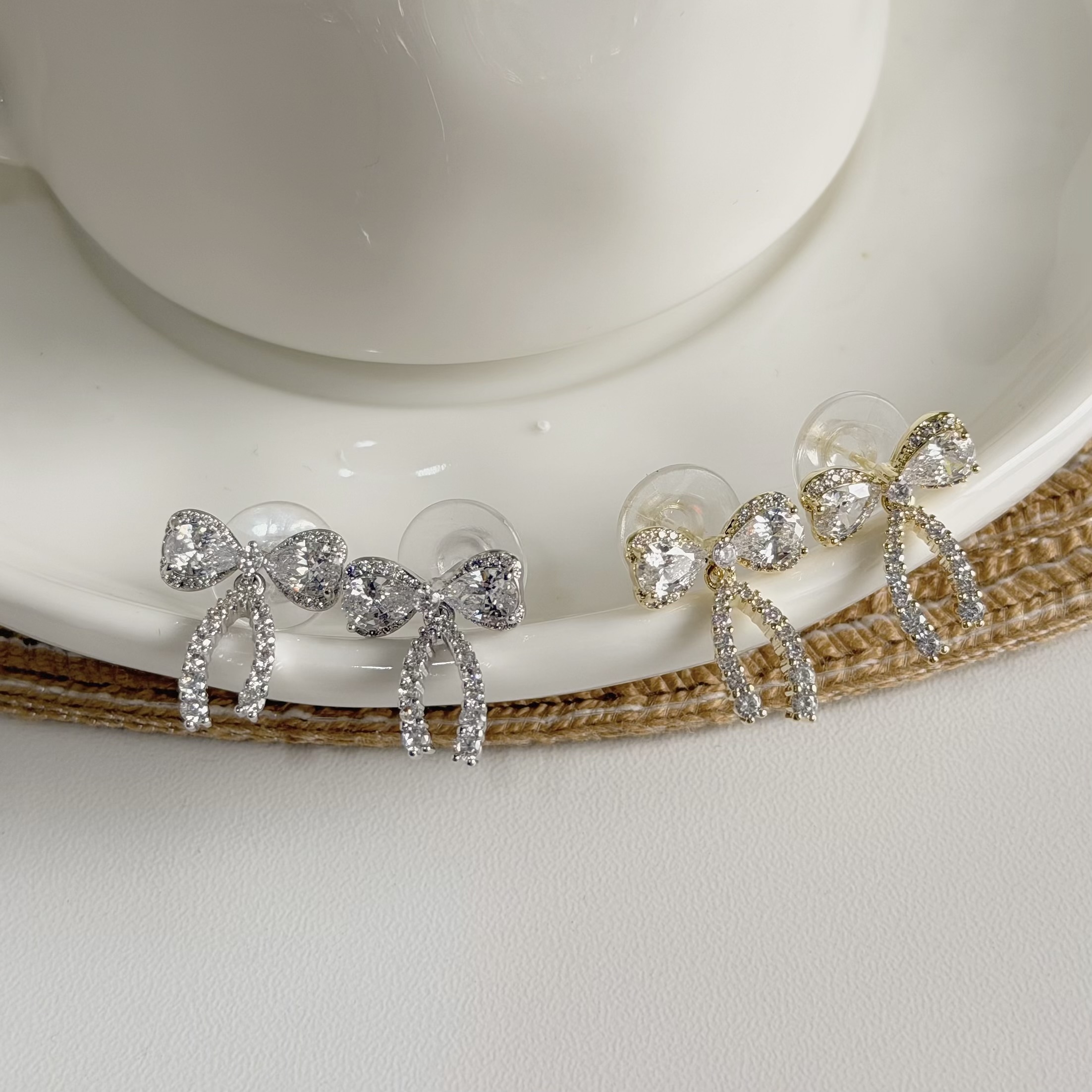 A191鋯石排鑽蝴蝶結垂吊