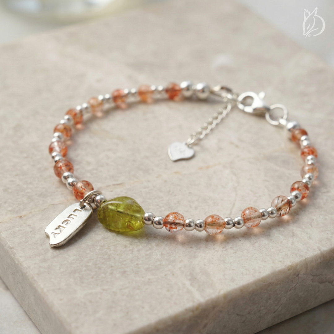 「絕塵・未羊」結合沙弗萊的精準成長與金草莓的貴人推力，助你掌握絕佳運勢，獲取精準養分，讓心中的願望落地生根，轉化為真實的成果與收穫。