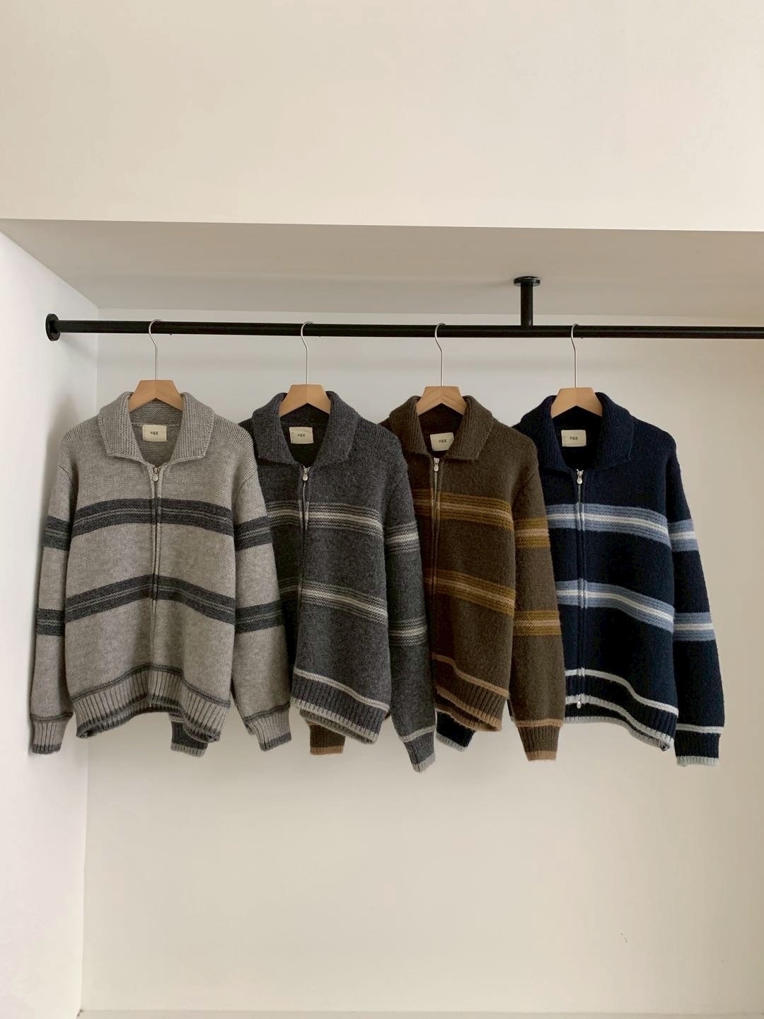 條紋翻領拉鍊毛衣 RCR198