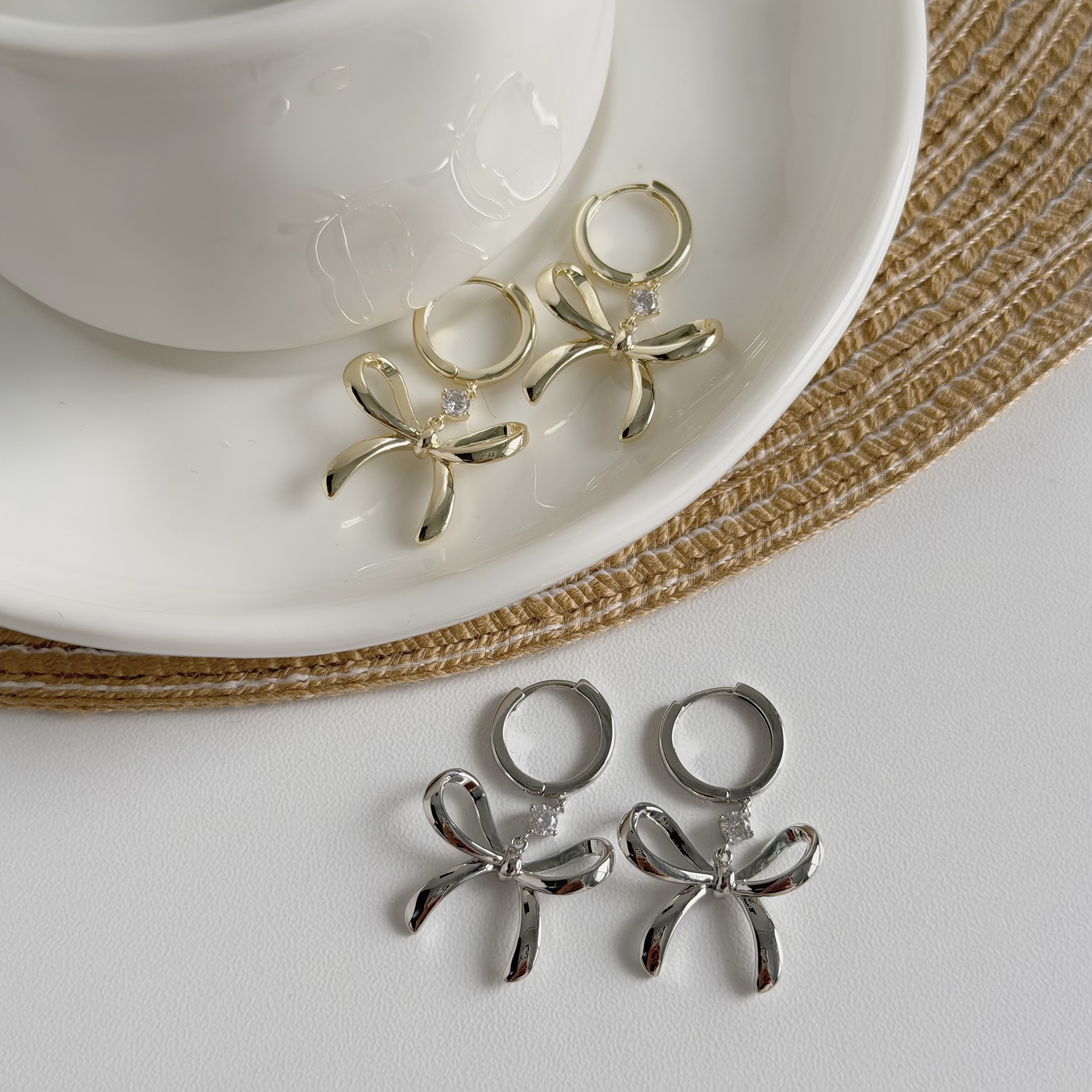 C258單鑽緞帶蝴蝶結垂吊易扣