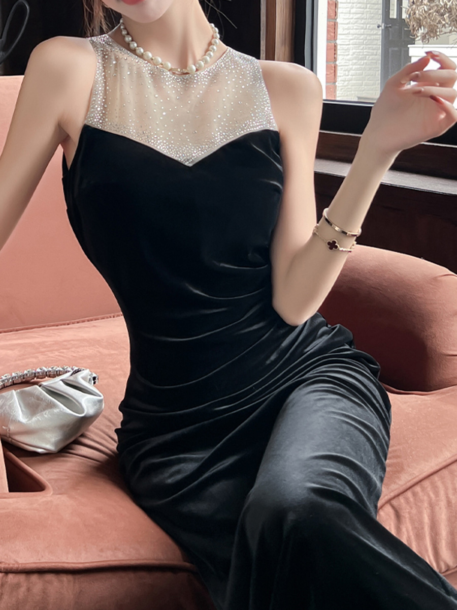 透膚網紗拼接天鵝絨洋裝