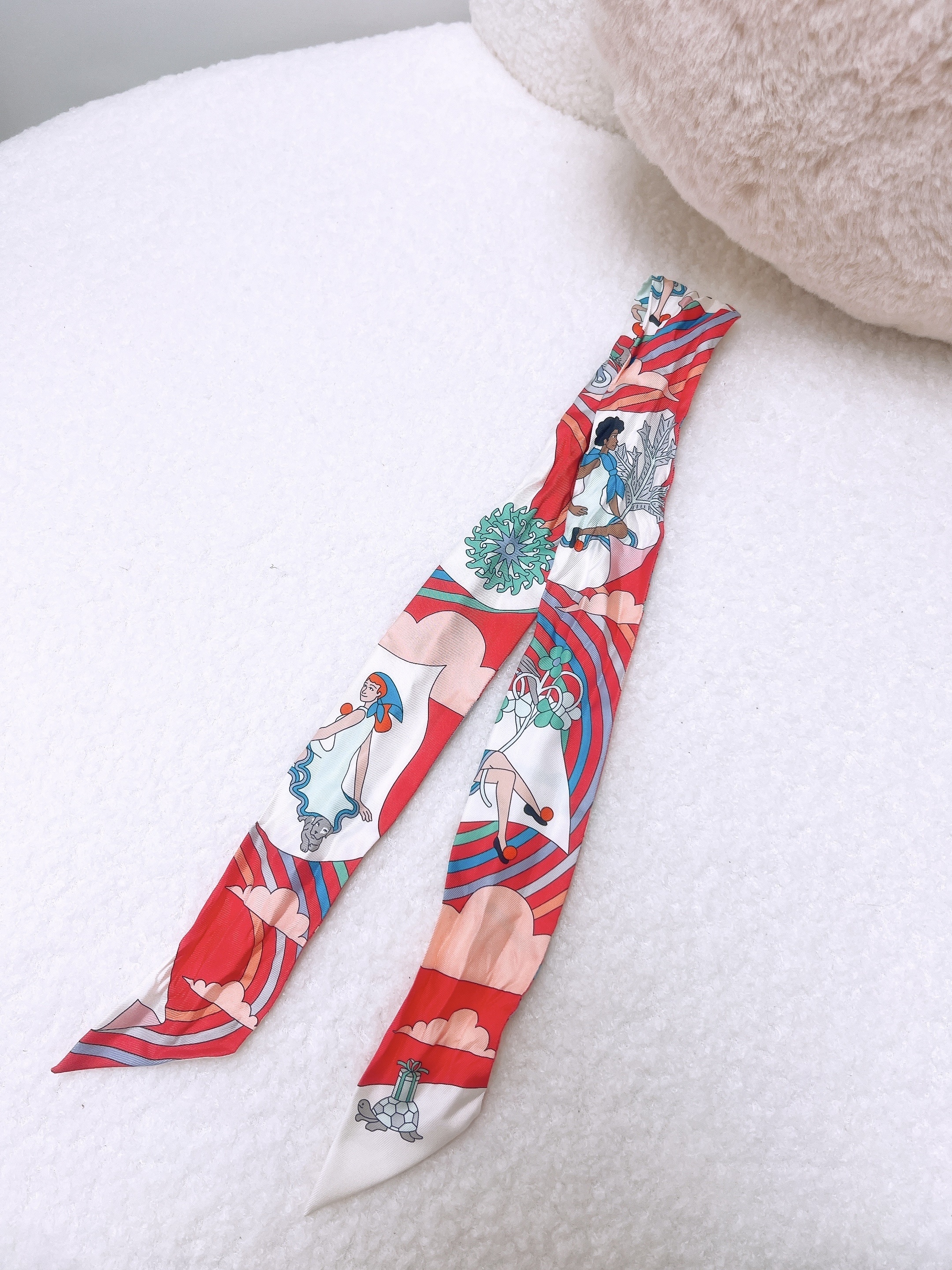 Hermes twilly (red/white)