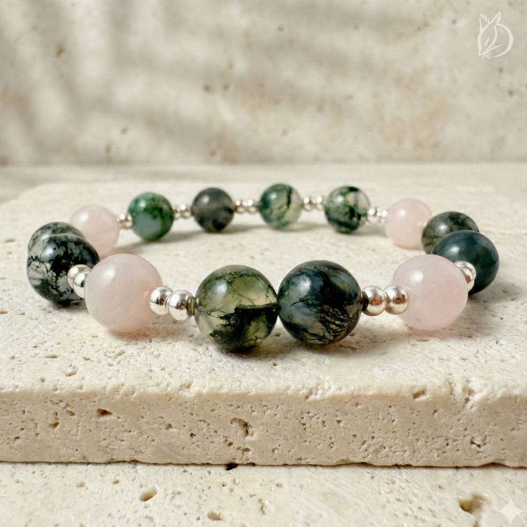 「引韁・未羊」結合粉晶的溫柔療癒與水草瑪瑙的生生不息。