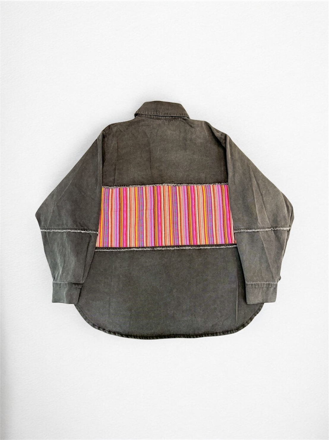 Annstudio / 圖騰拼接長版外套