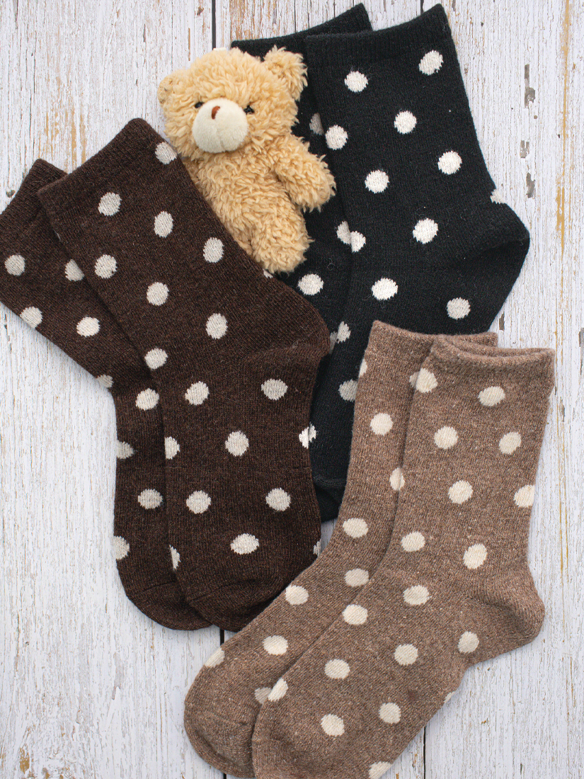 日系點點織紋中筒毛襪