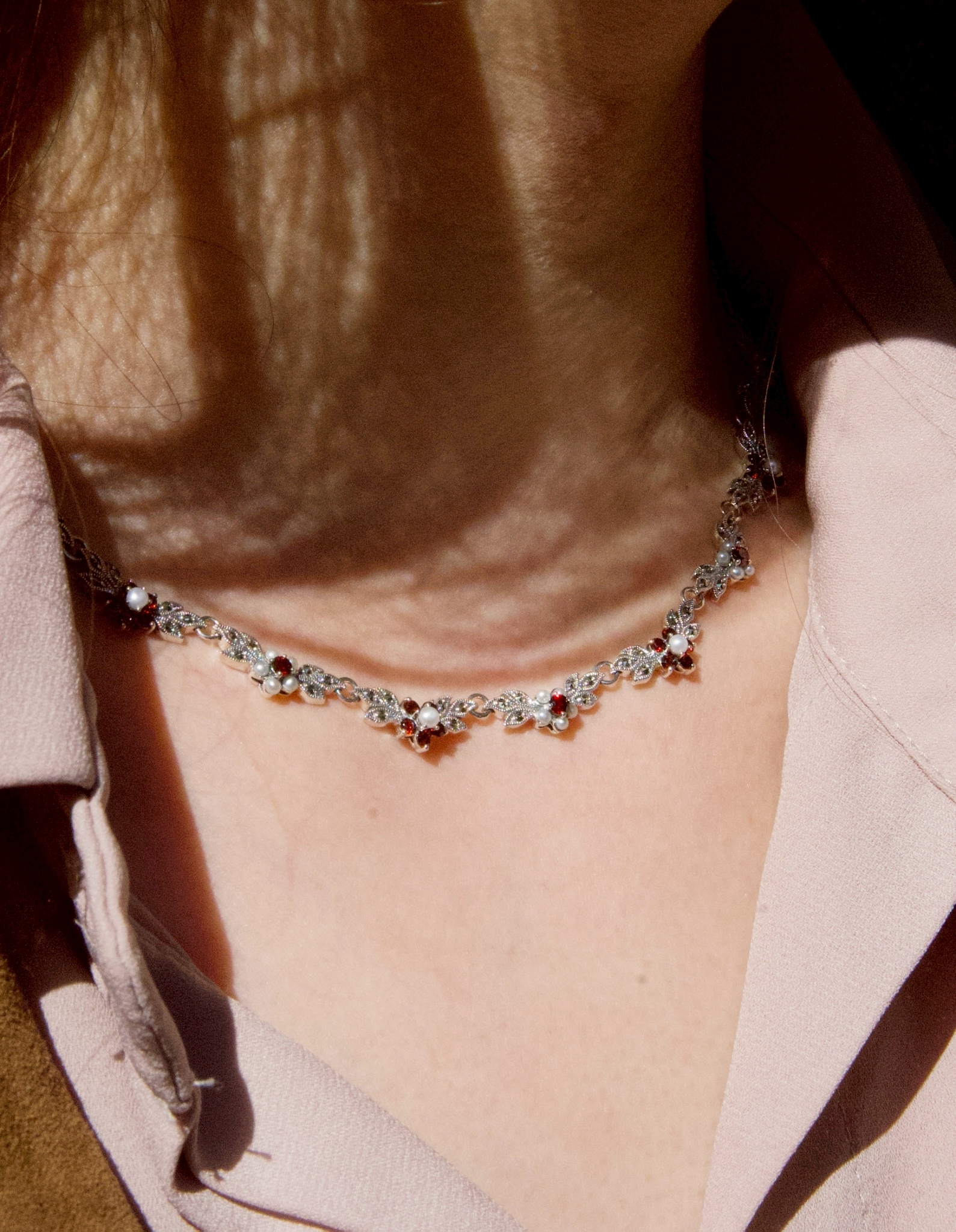 花型石榴石項鍊（OP2188)