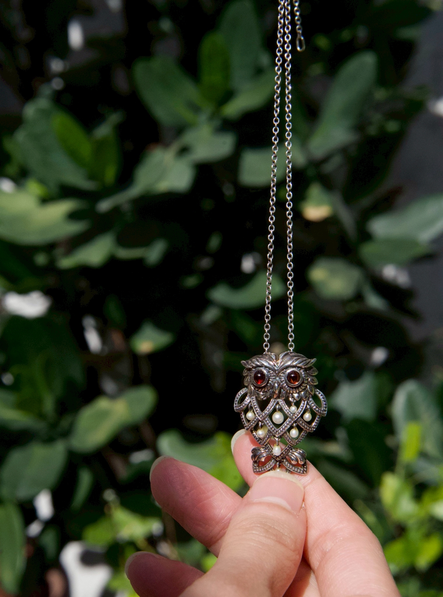 石榴石貓頭鷹之眼胸針（OP1399）