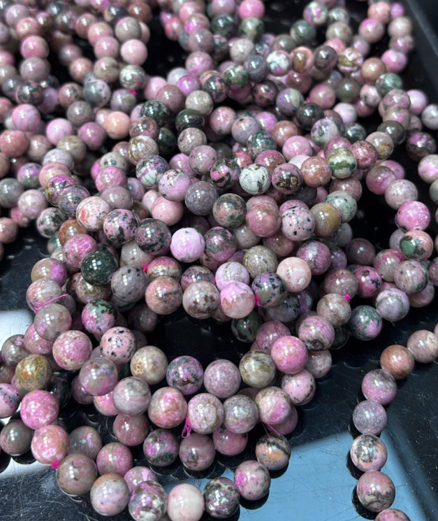 260110 - C25 8mm+粉花黑舒俱來共生手串