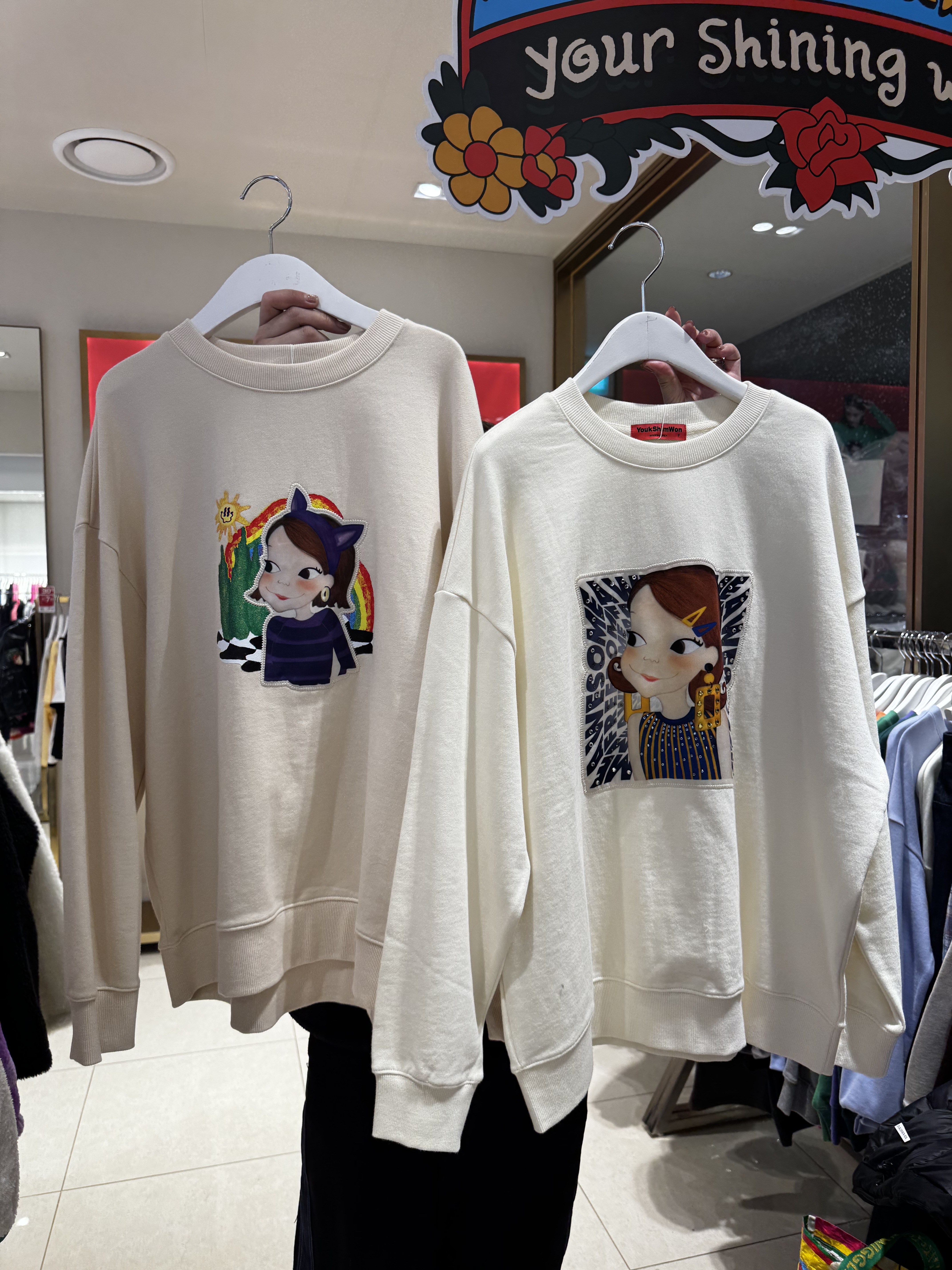 A1YK01白色TEE^3款