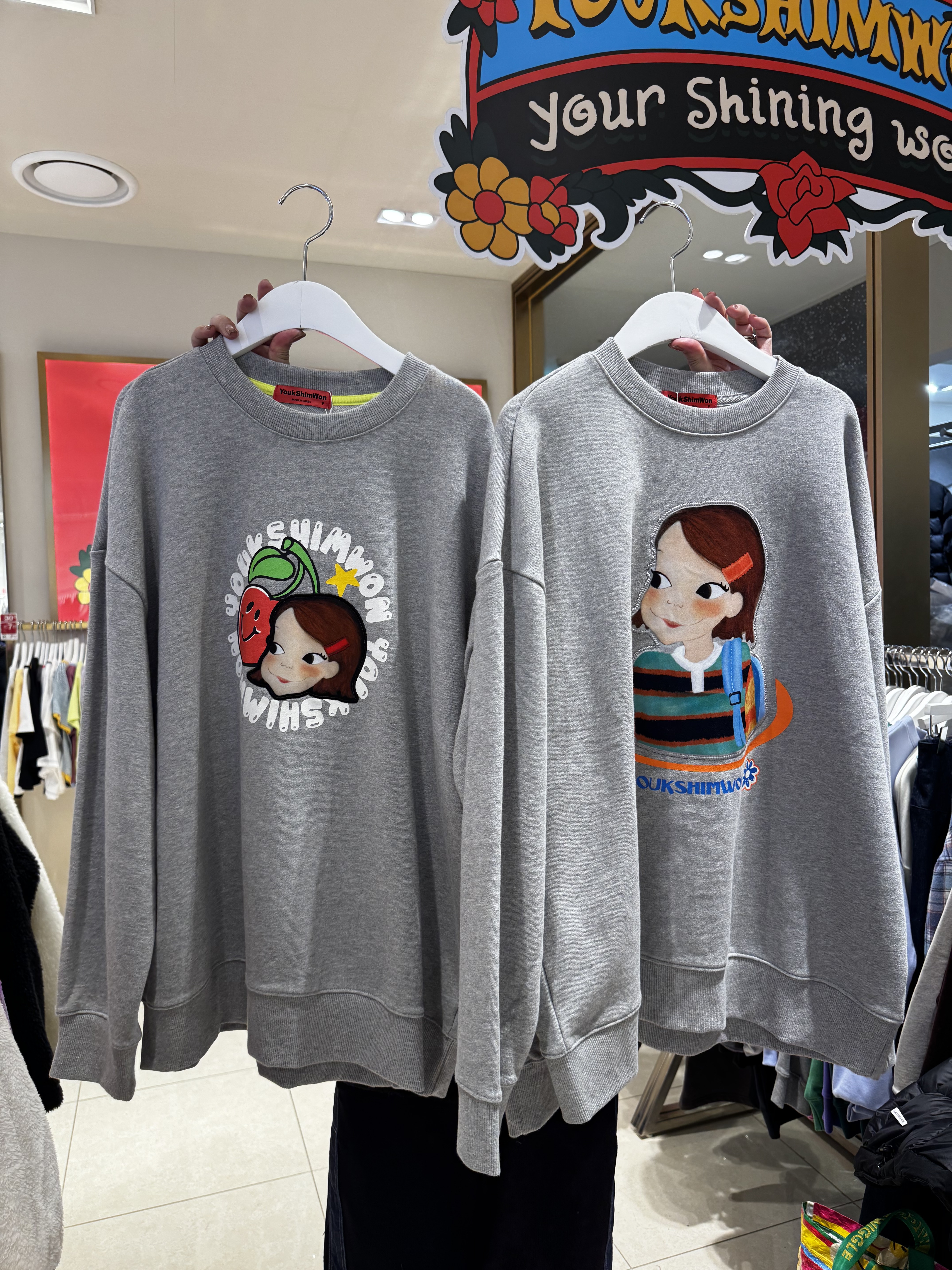 A1YK02灰色TEE^3款