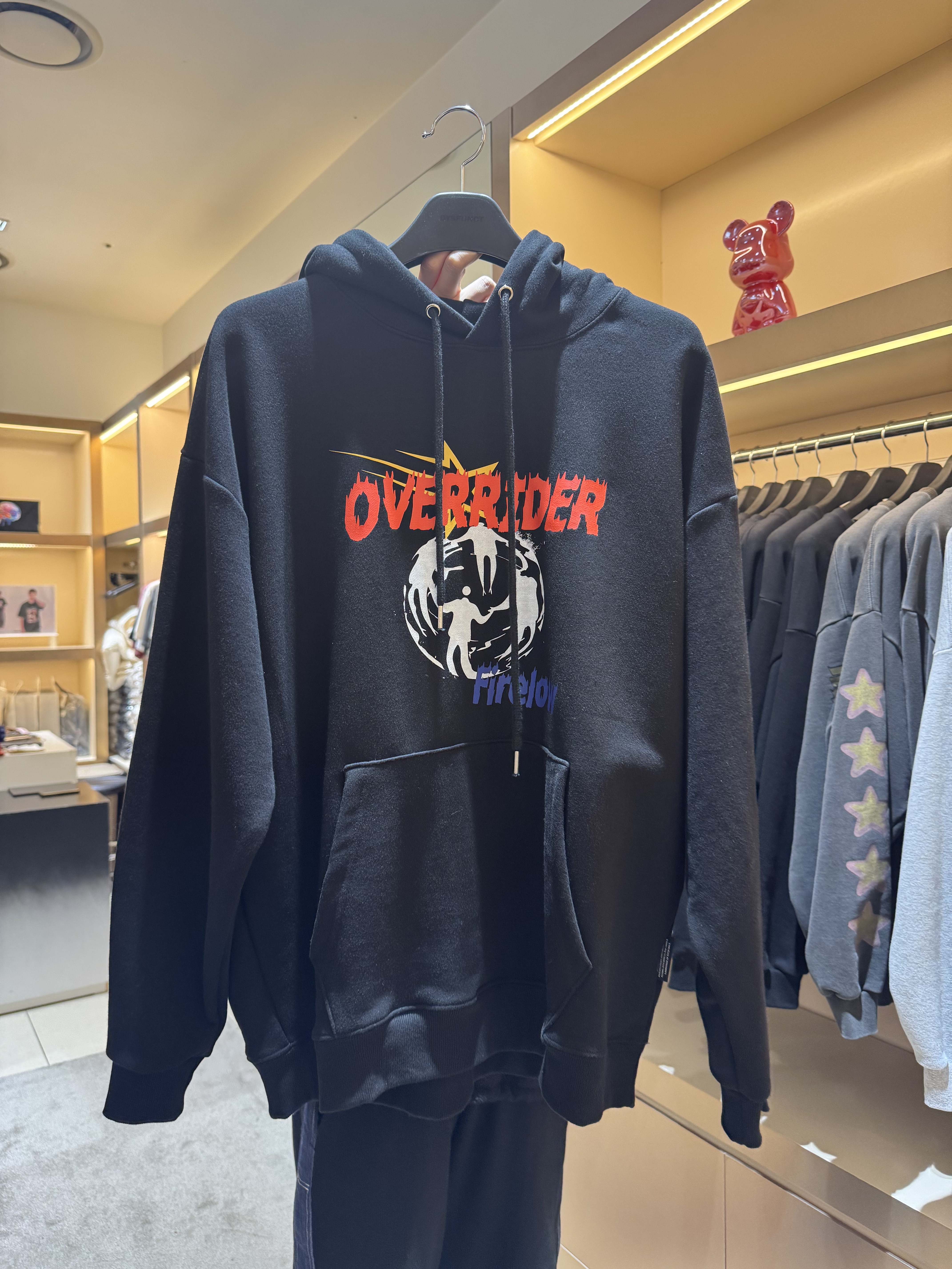 A1DY11 紅字OVERRIDER衛衣*黑色