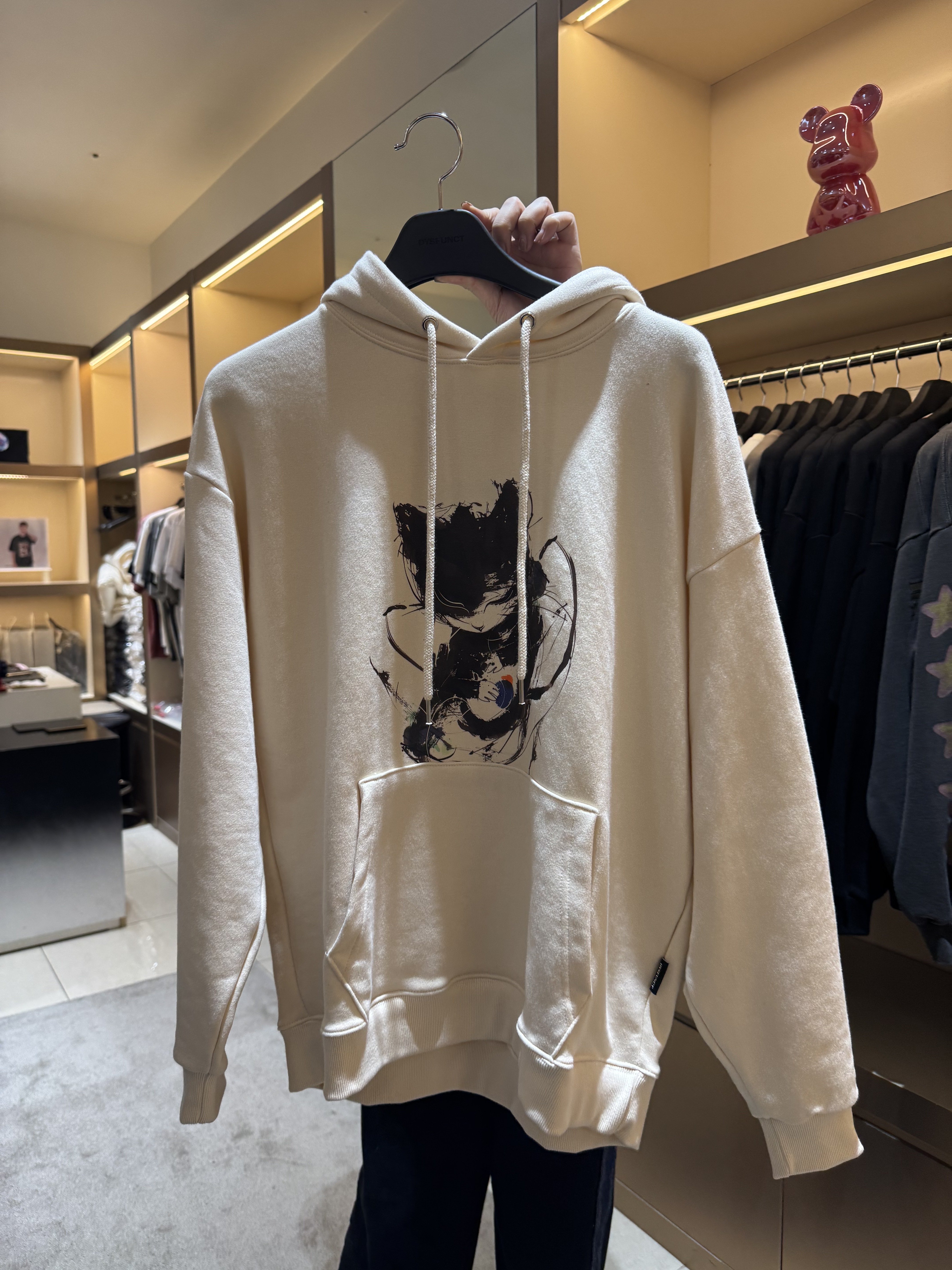 A1DY13 睡覺貓衛衣*米色