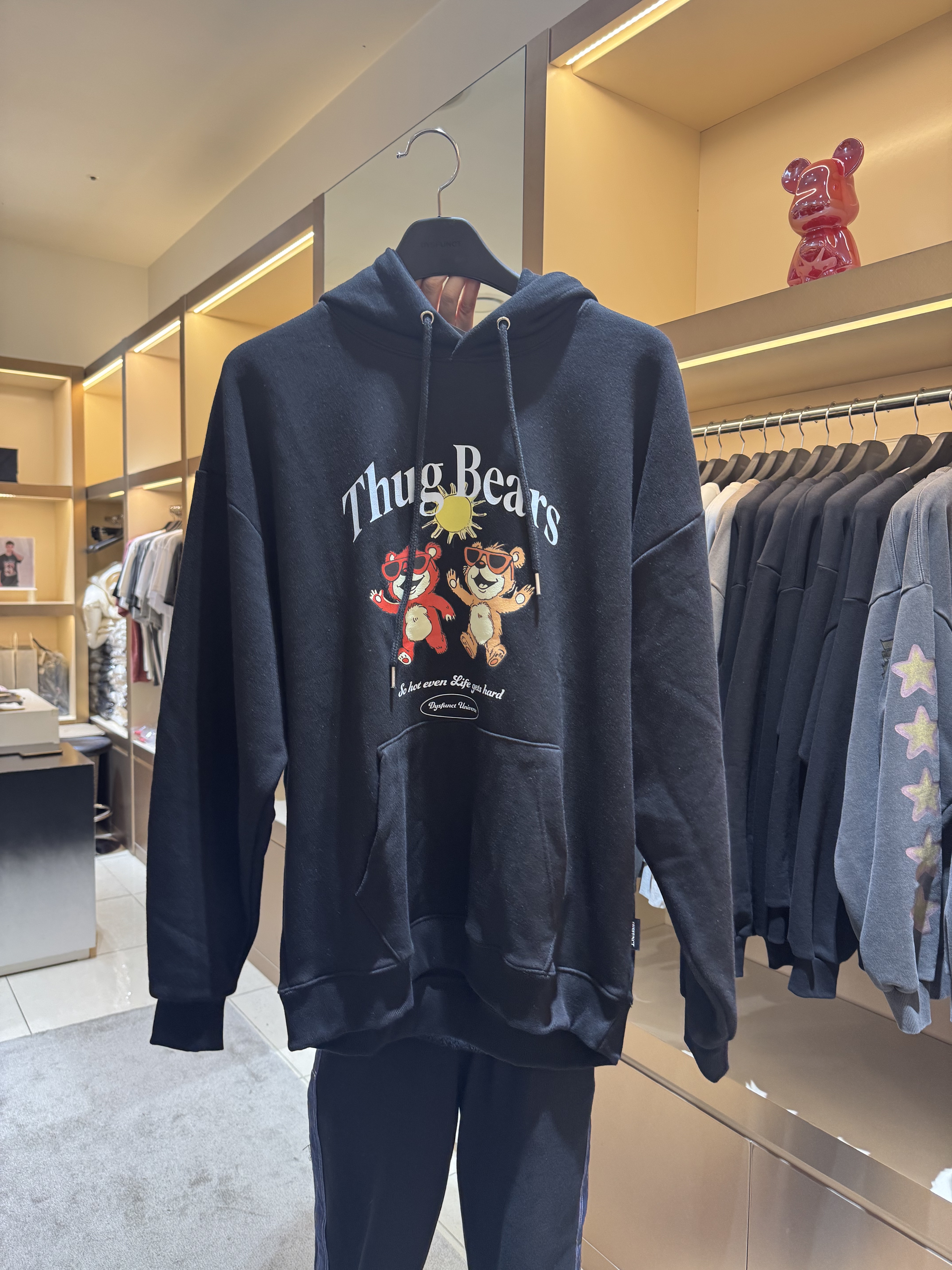 A1DY18 太陽熊仔衛衣*黑色