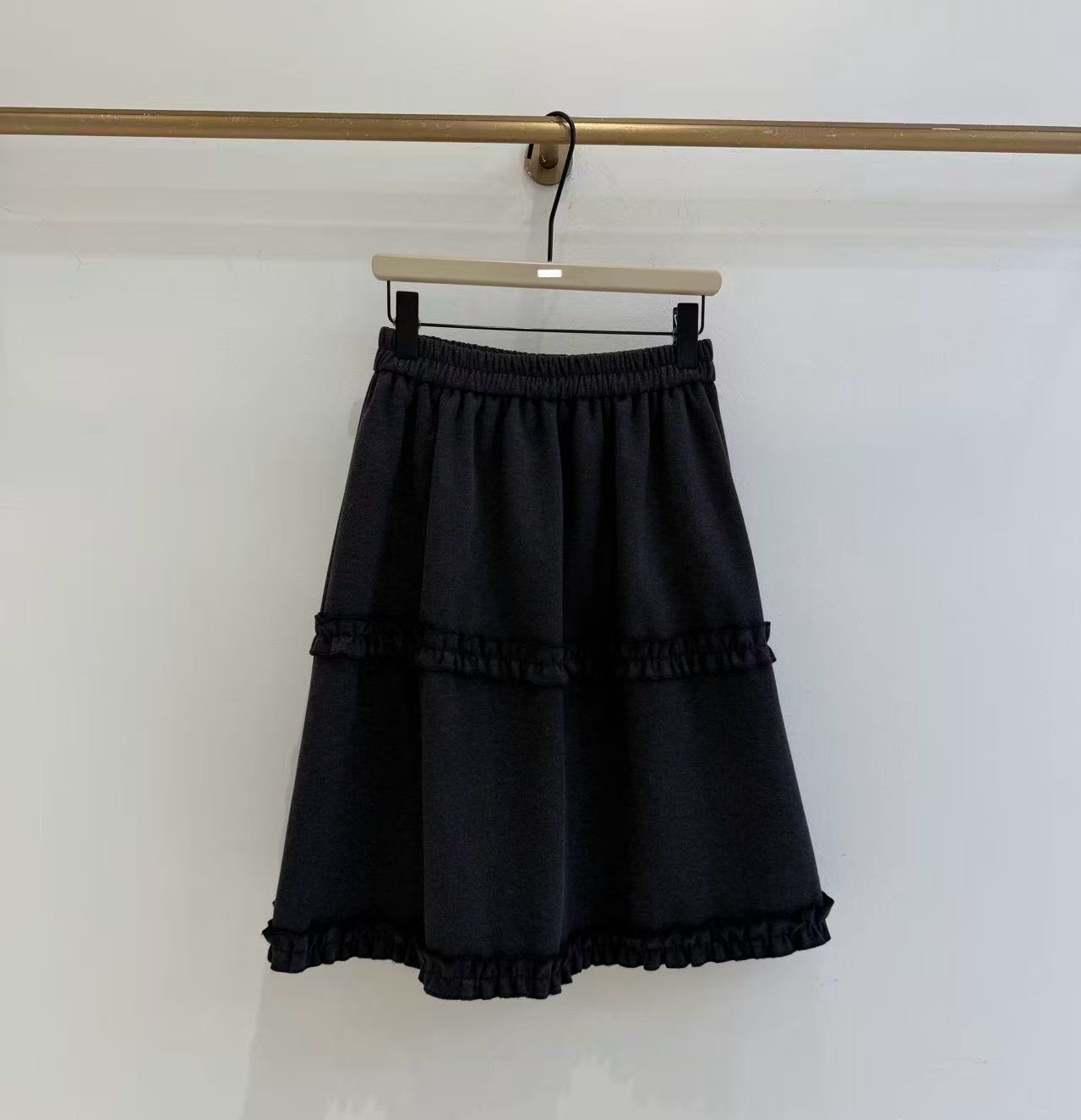 A1MO06 Ruffle中長裙*灰色