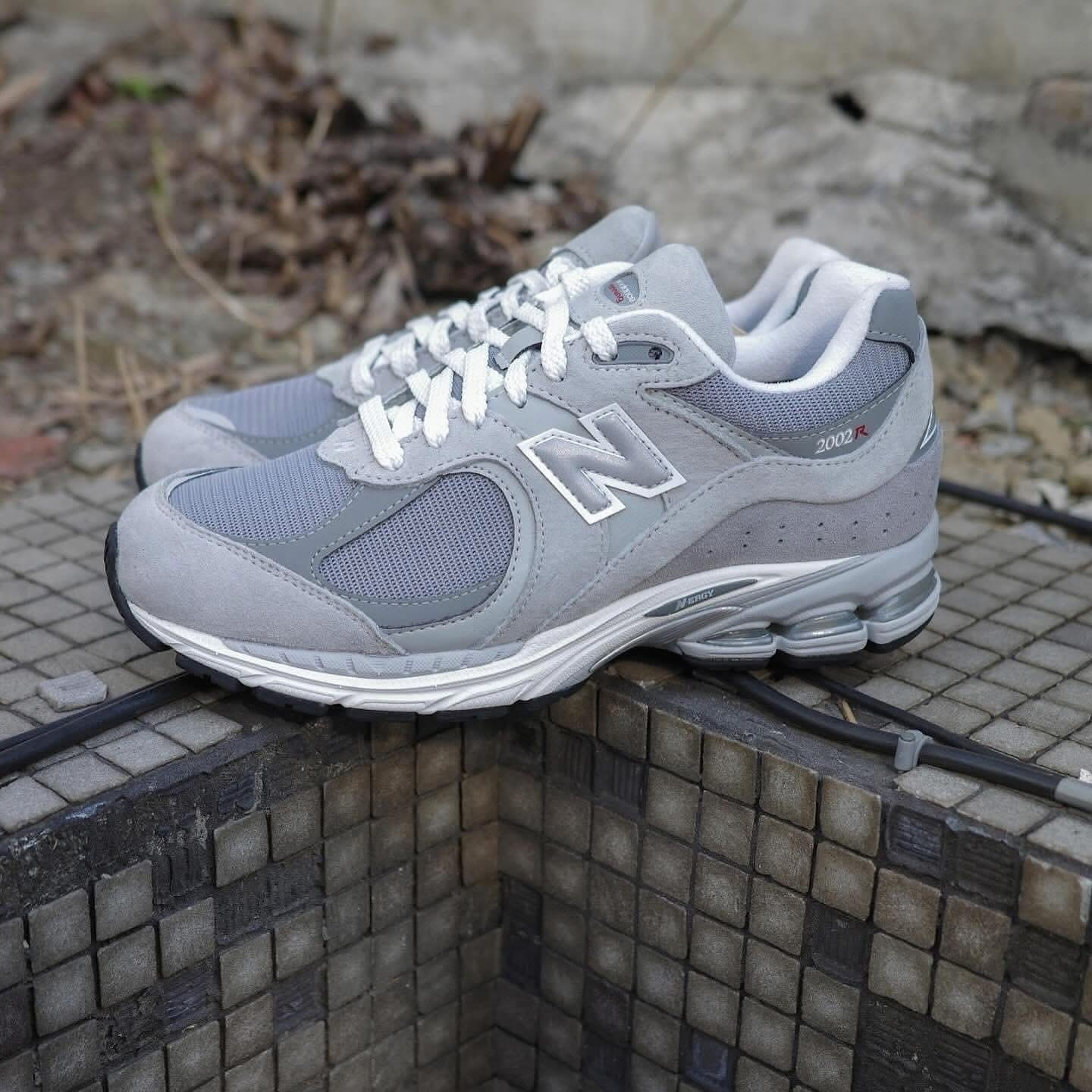 NB 2002R x Gore Tex 防水技術 灰色 元祖灰 M2002RXJ