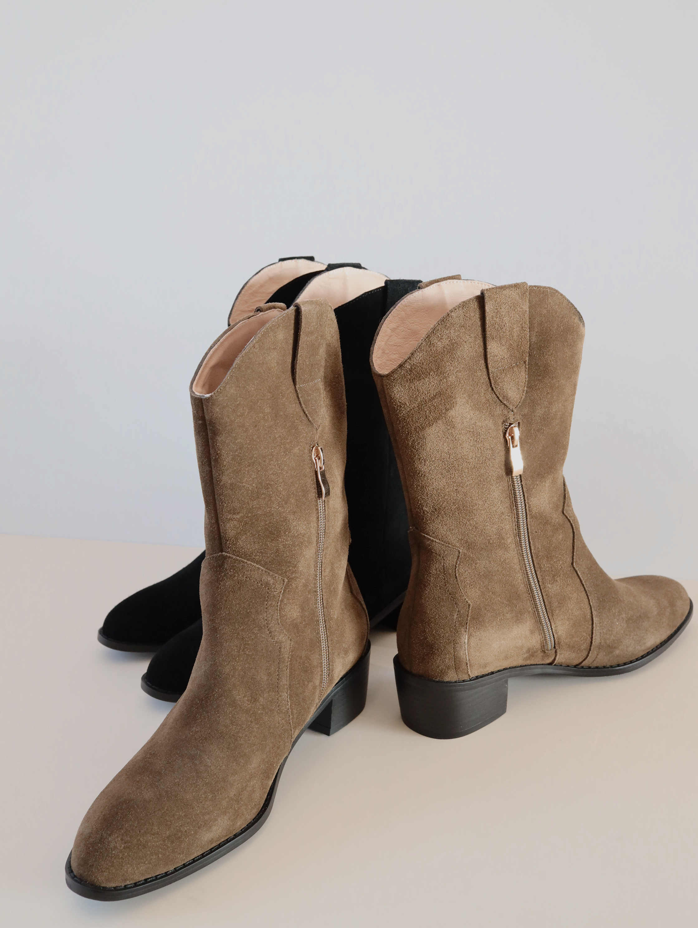 預訂 AW1124 Aurelia Suede Boots