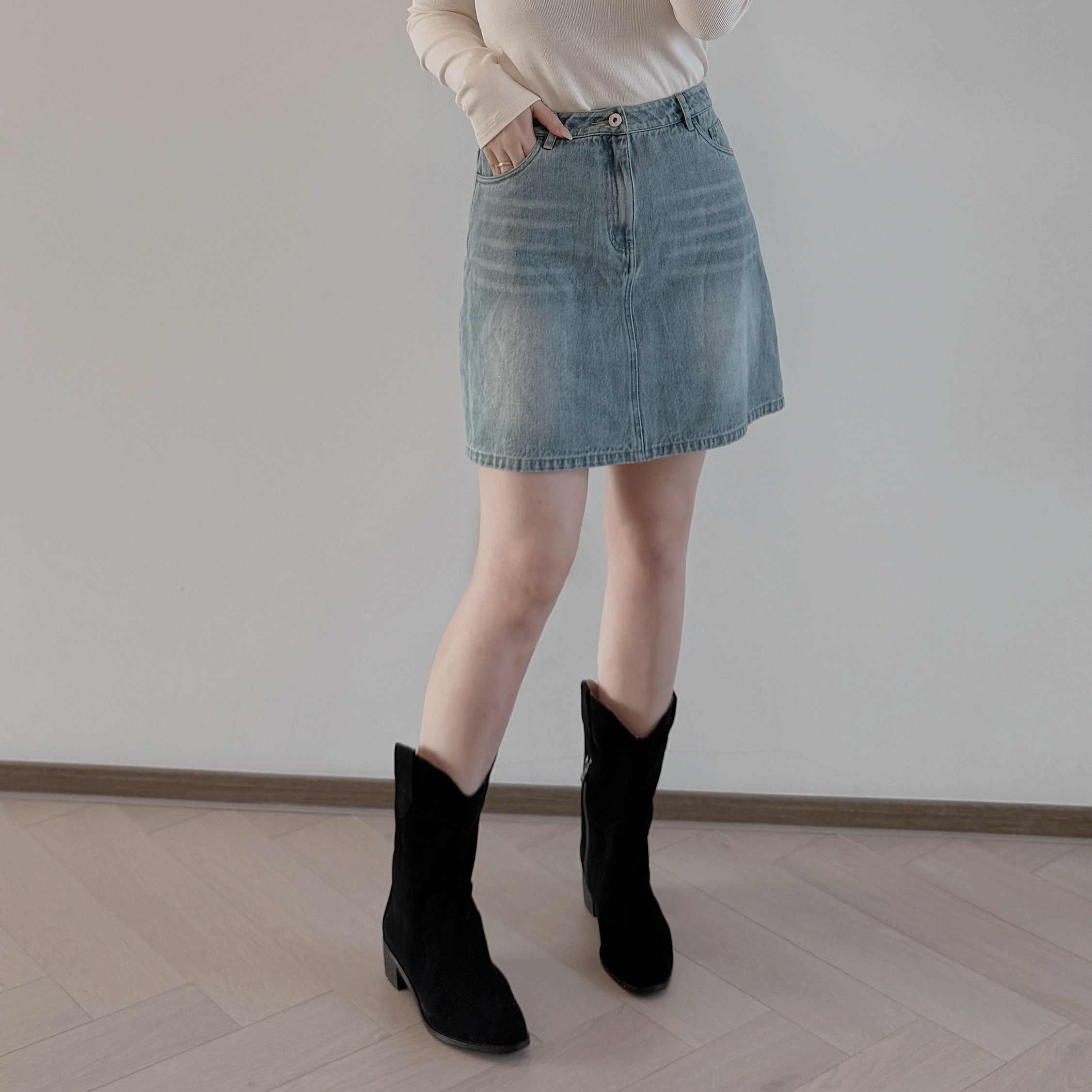 現貨 7353 軟糯洗水牛仔短裙