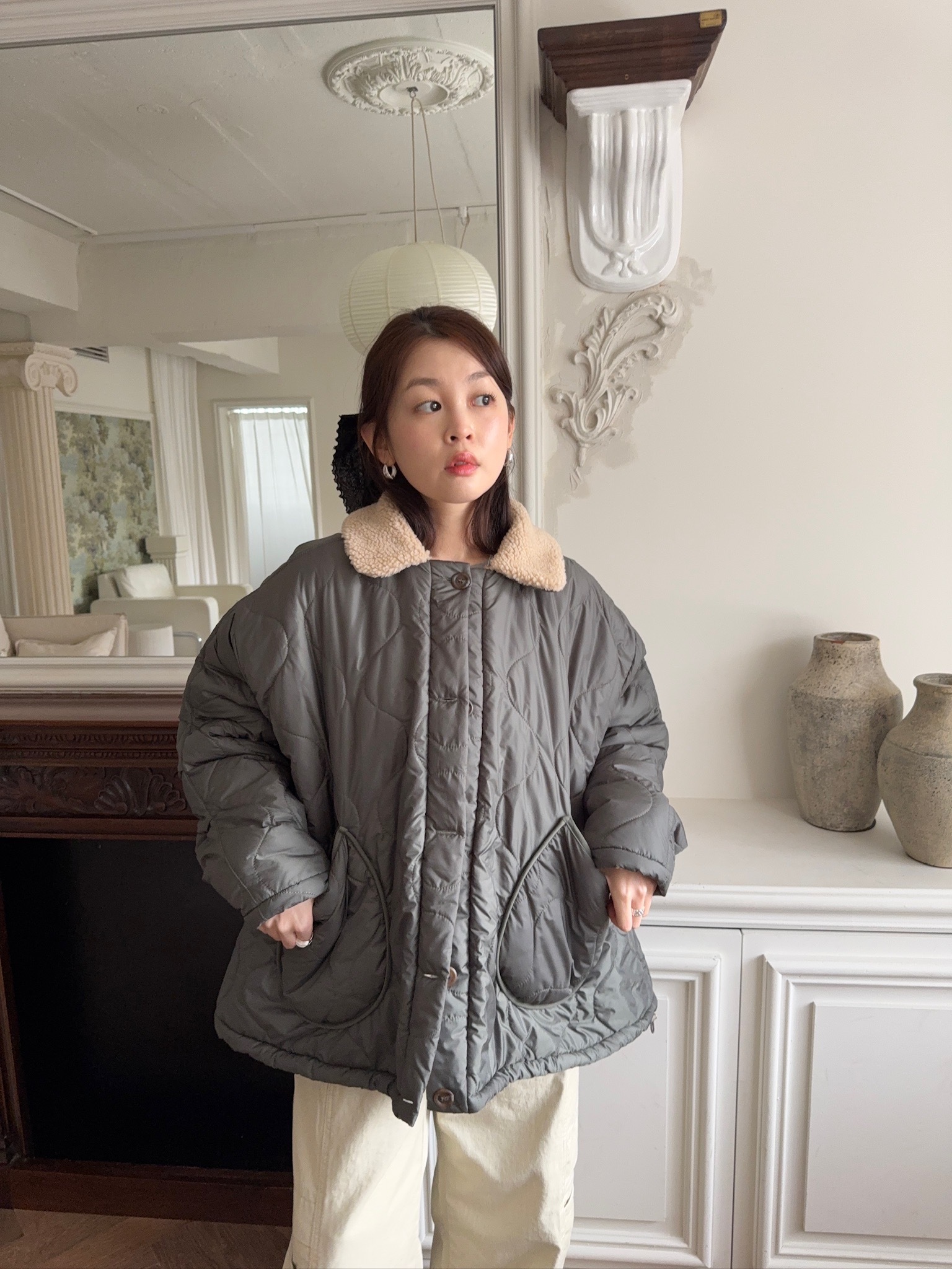 J08/ 菱格紋翻領內羔毛外套