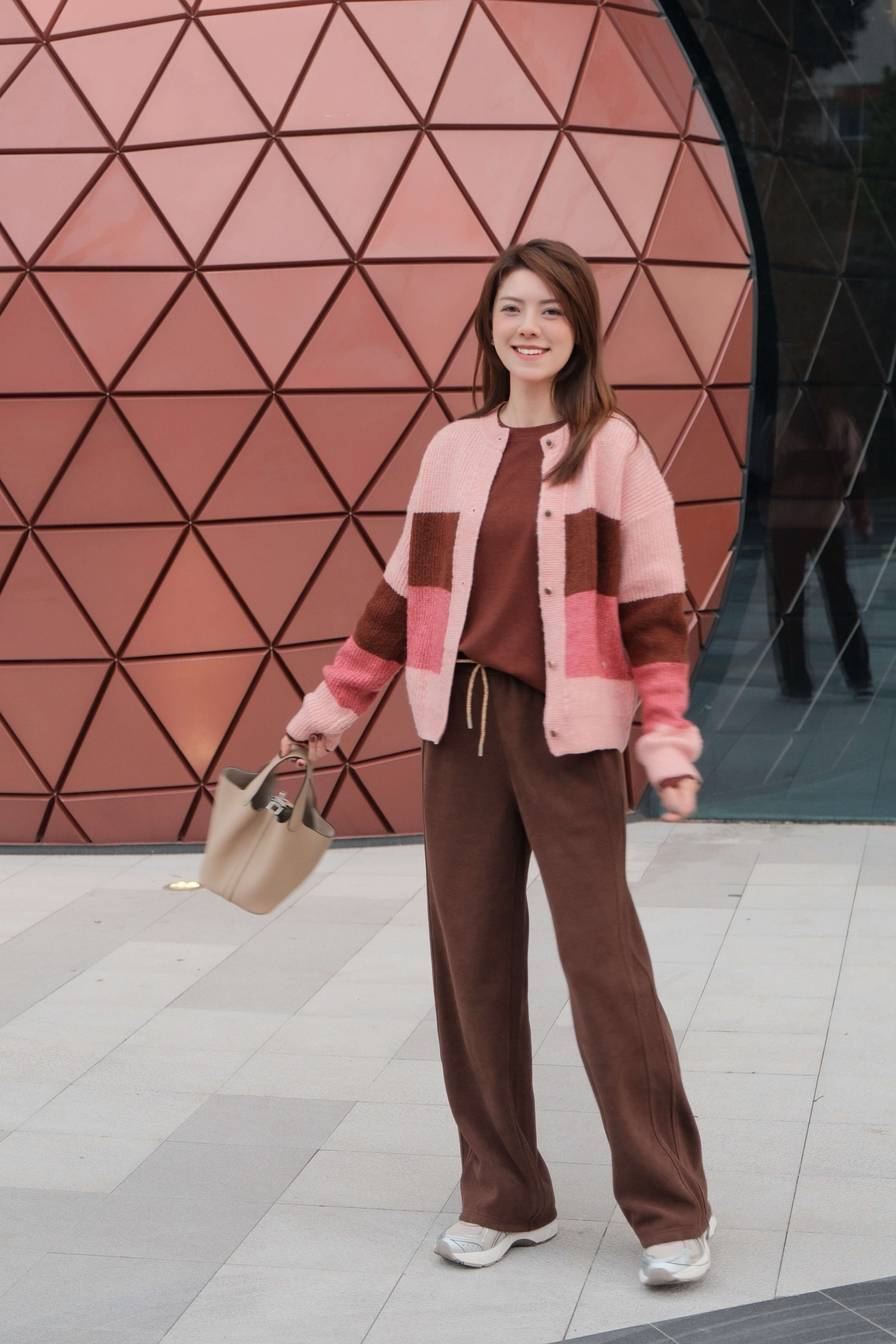 Bicolor Stripe Loose-Fit Sweater_KN241L07