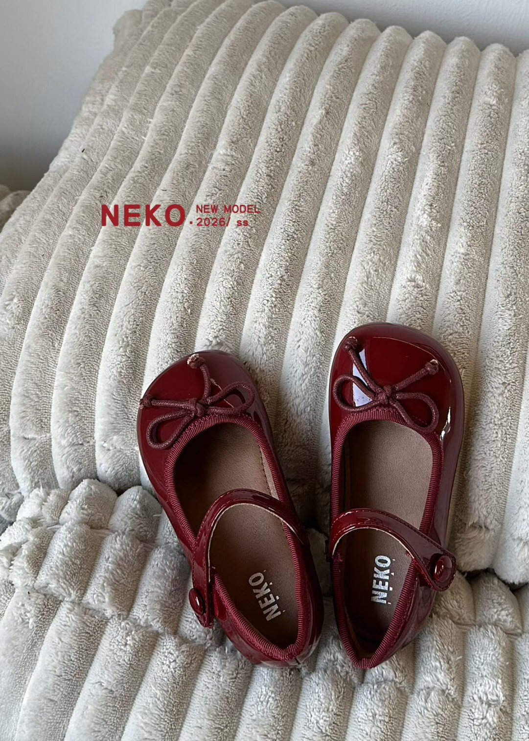 漆皮紅瑪莉珍鞋