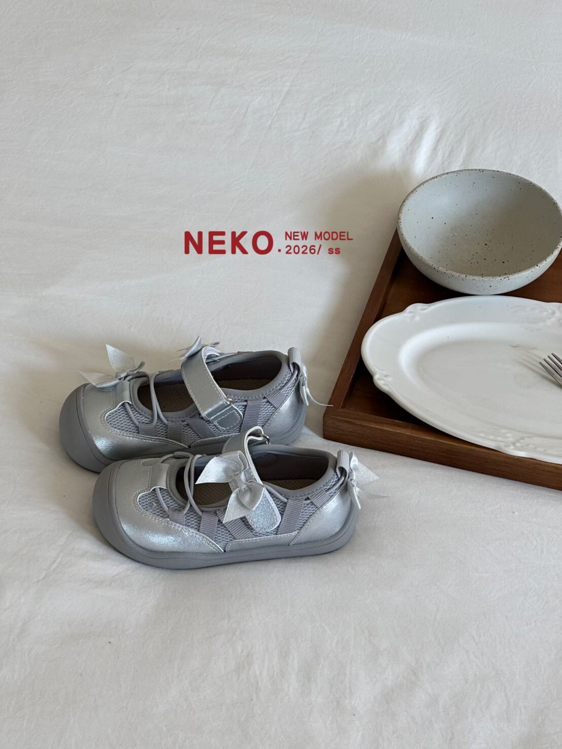 蝴蝶結銀灰軟底鞋