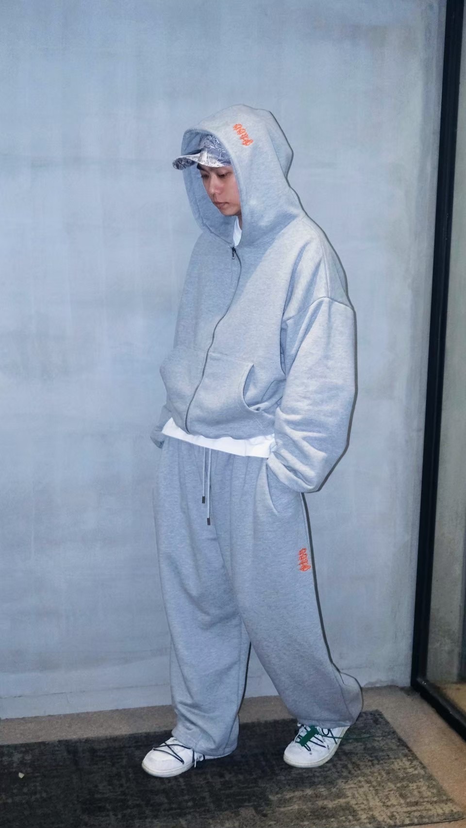 OOTD刺繡重磅寬版棉褲