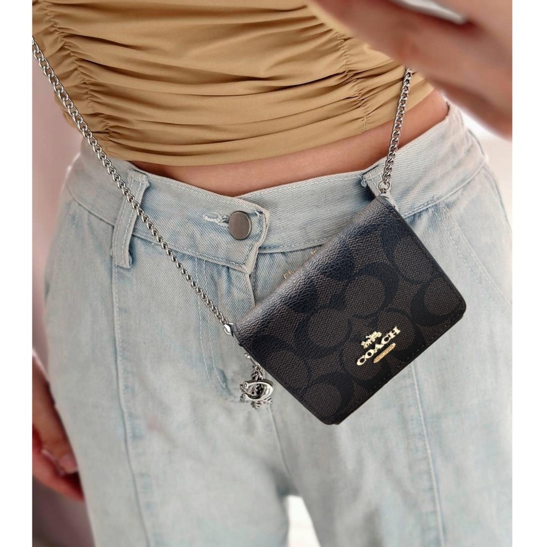 COACH 小廢包 Mini Wallet on a Chain