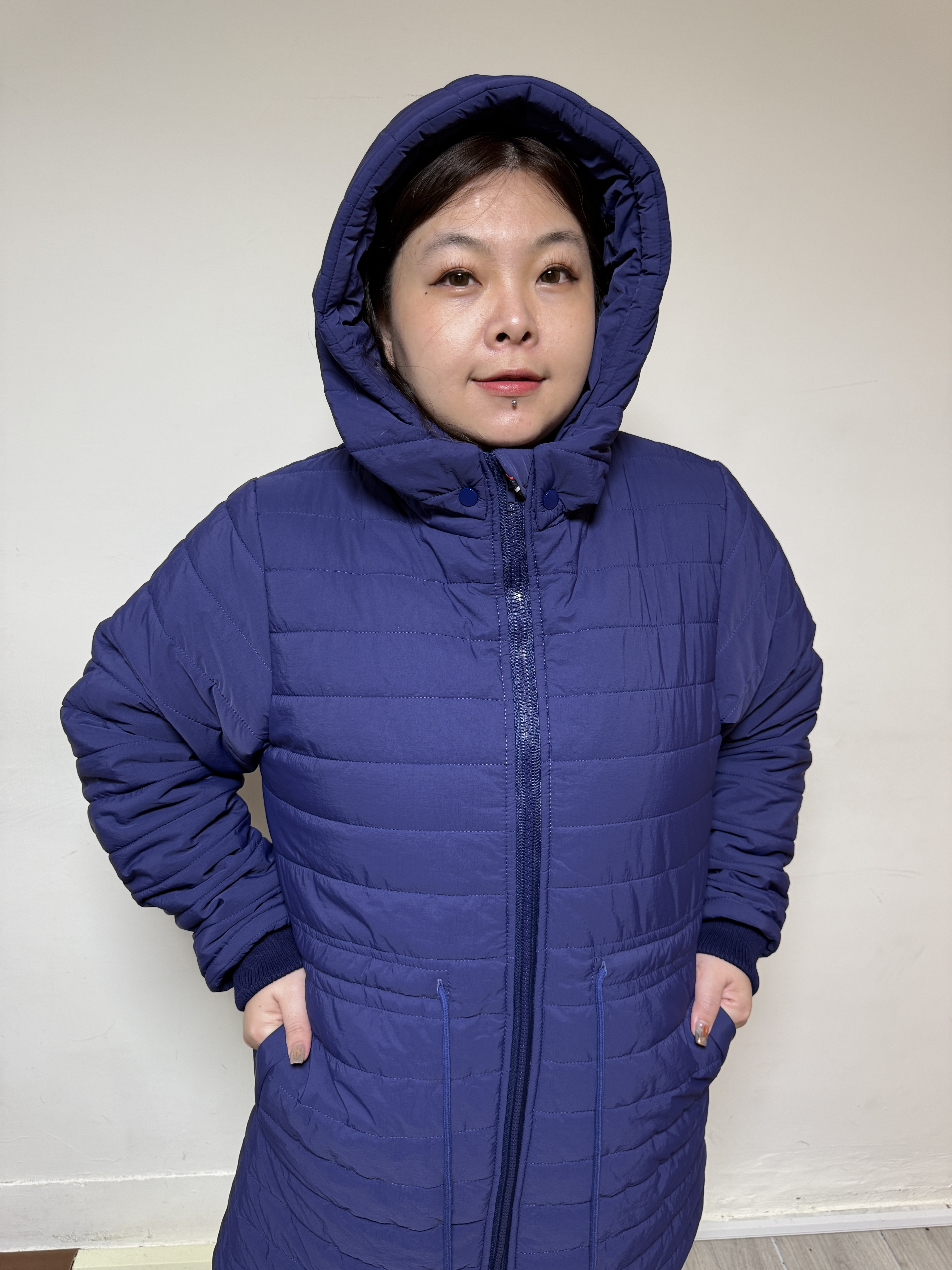[52吋、54吋] - 連帽鋪棉外套(可拆) - 顯瘦設計[23070] - 亮亮大尺碼