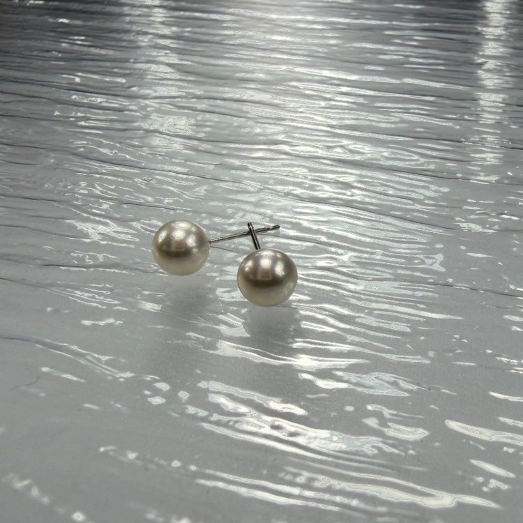 日本Akoya 海水珍珠耳釘 Rose Color - 極強光