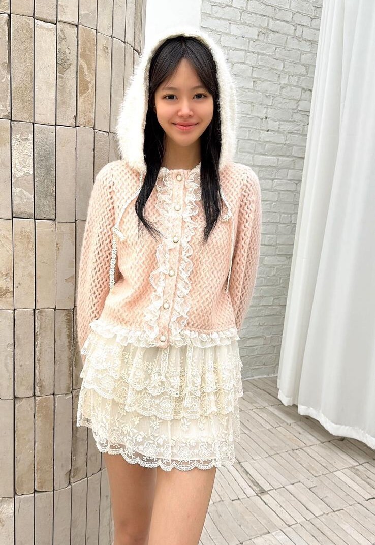 Y96 胸42-47 長20 $599[一口價] 45%羊毛  有帽