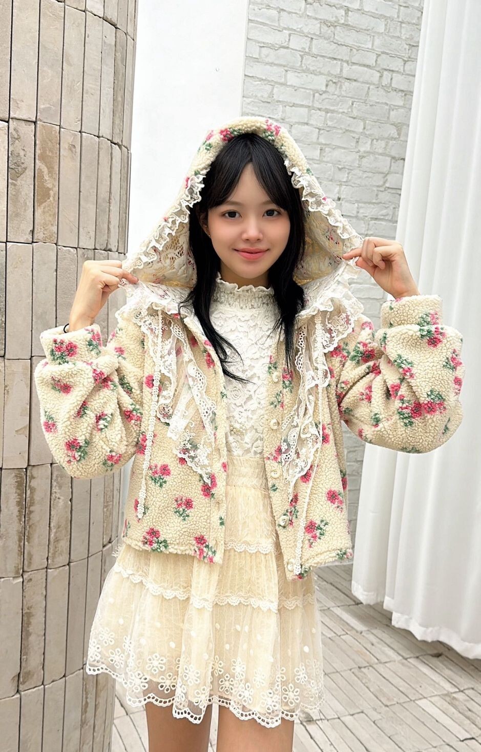 Y98  花花褸   羊毛30% 胸44 -52   長22.5 [一口價]