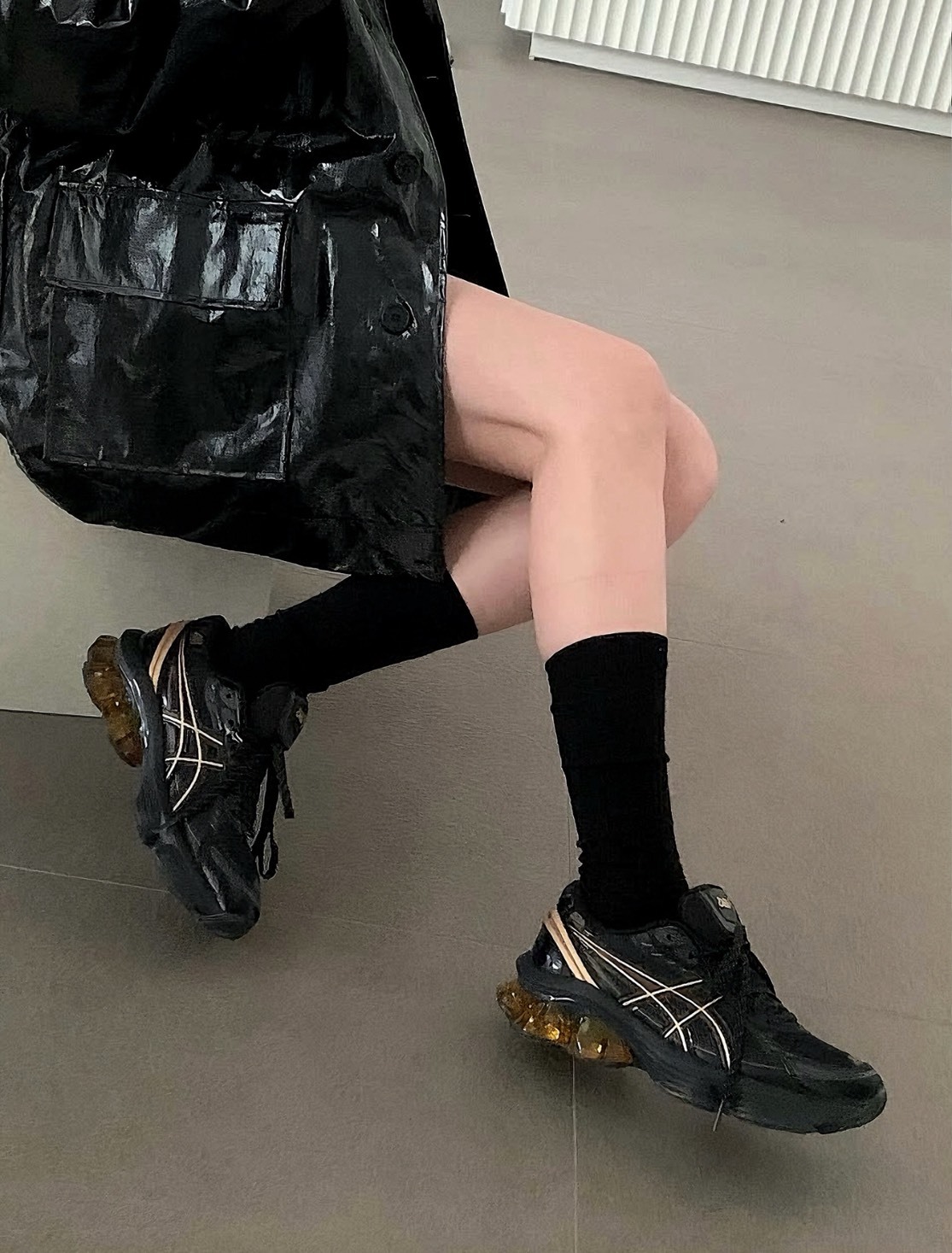 【代購】ASICS GEL-KINETIC FLUENT 舒適百搭 運動跑步鞋 黑色 合成皮革耐磨 男女同款 1203A591-001