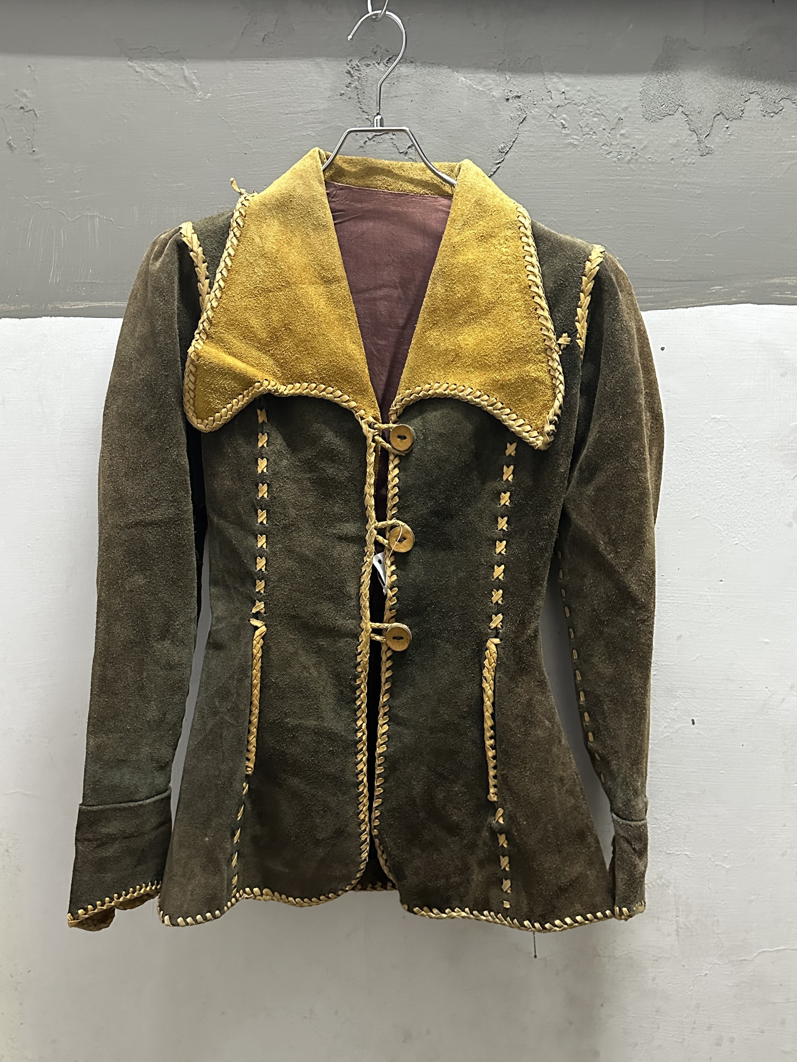 70‘s Lady’s Suede Handmade Hippie Leather Jacket