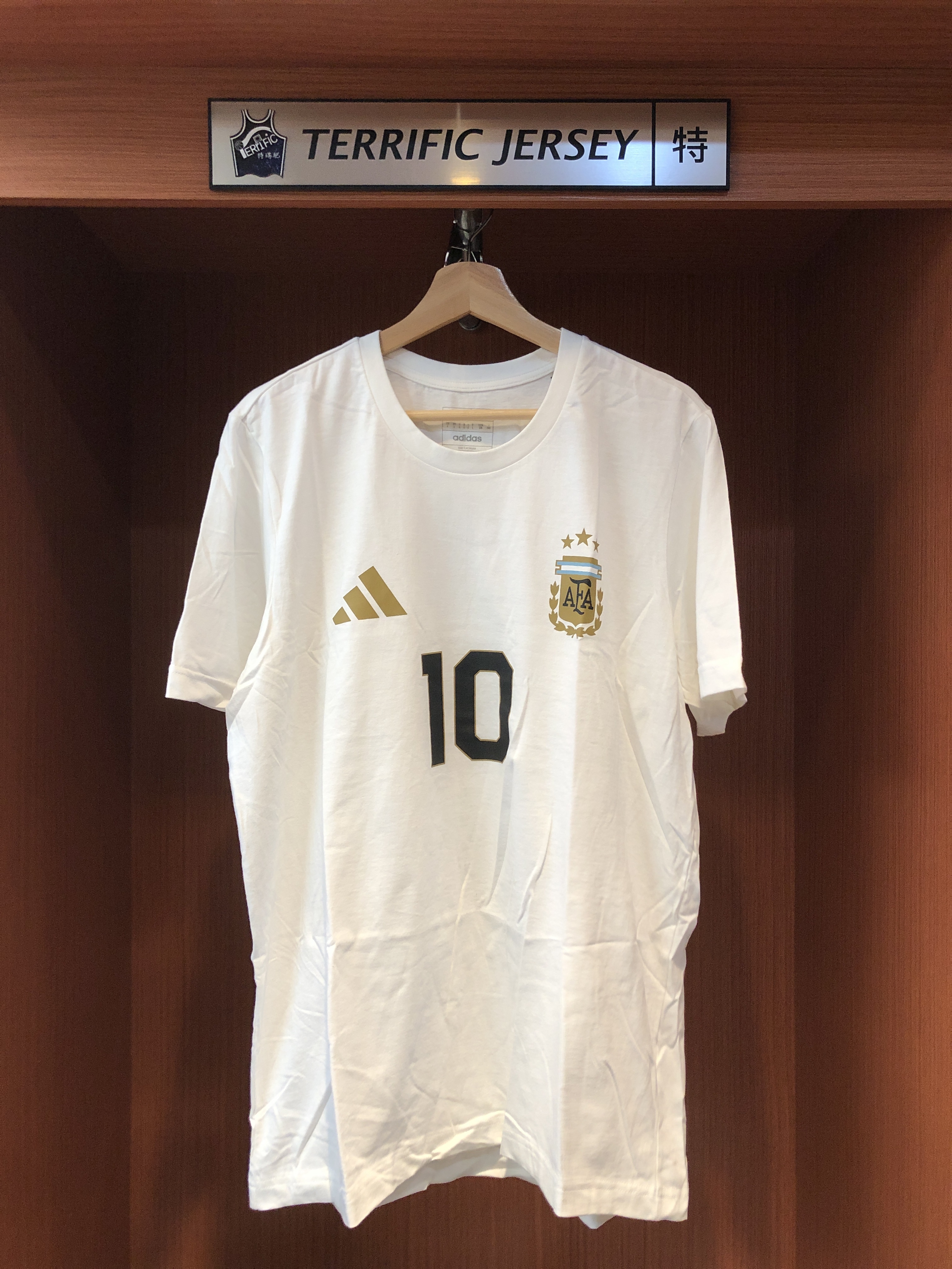 FIFA短袖 Lionel Messi 阿根廷白 Adidas Player Name Tee 棉質 短袖 全新