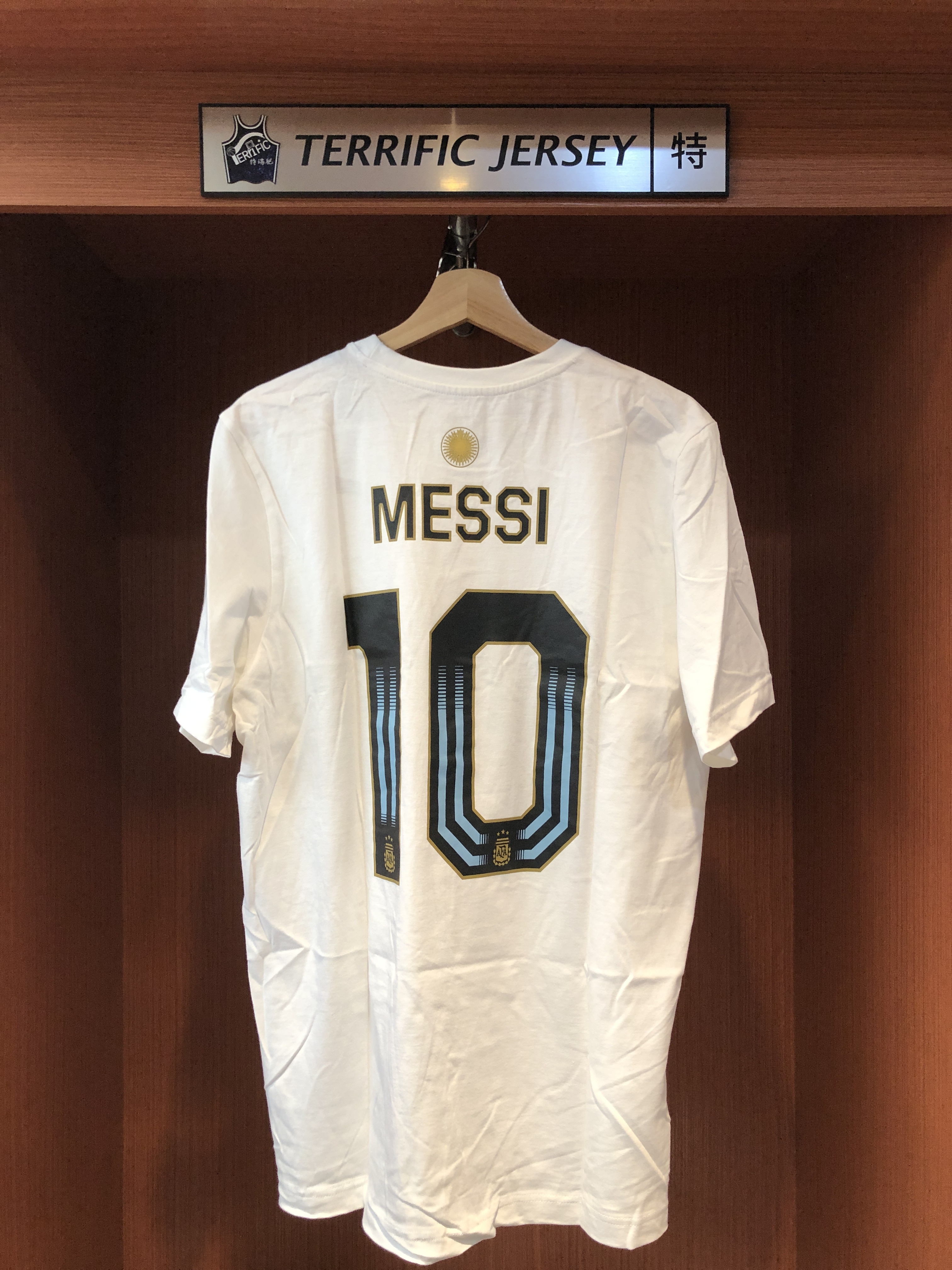 FIFA短袖 Lionel Messi 阿根廷白 Adidas Player Name Tee 棉質 短袖 全新