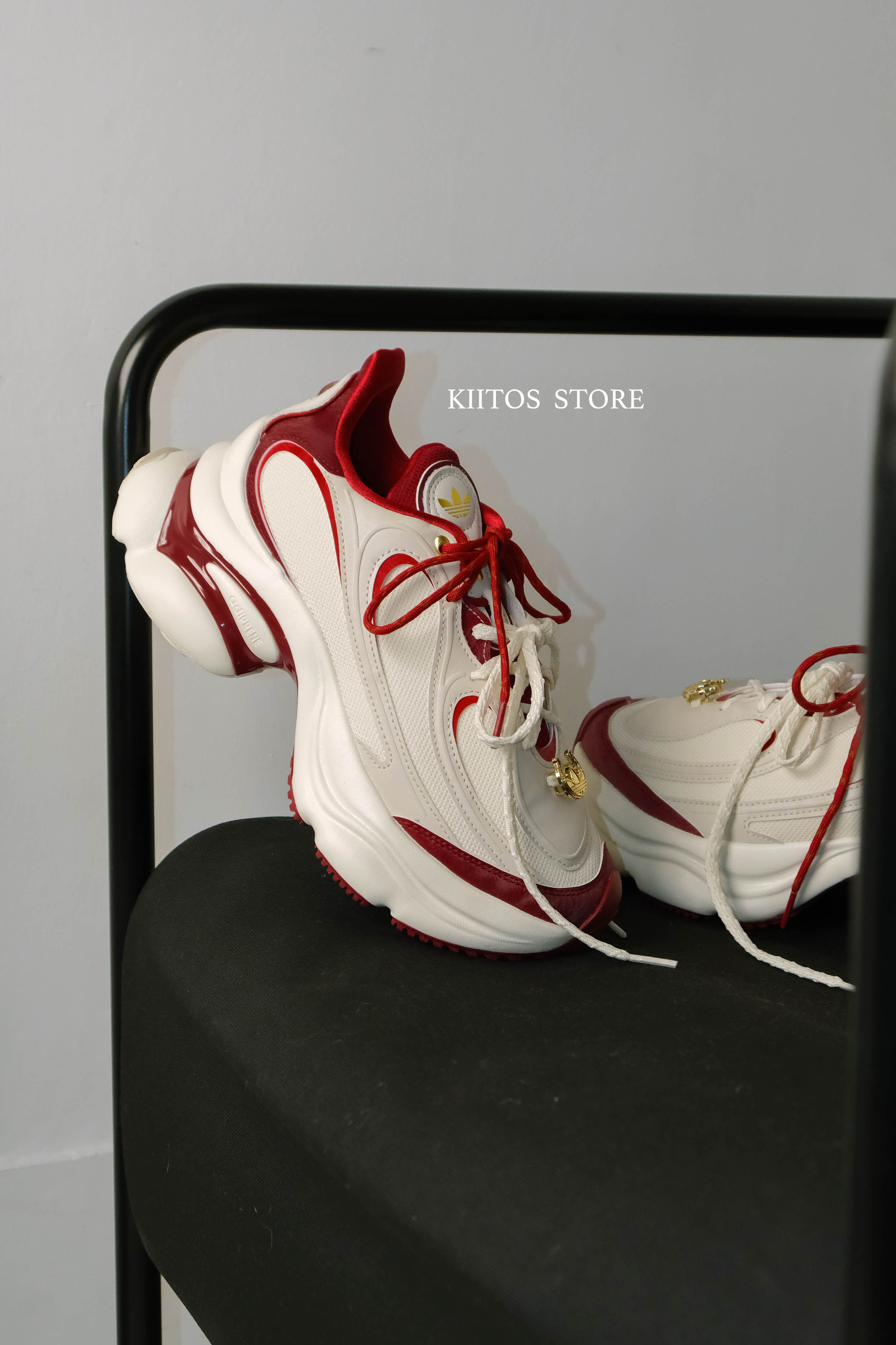 預購】Adidas Originals CNY X Ozvenuz 增高老爹鞋浮蝶鞋紅白新春限定金