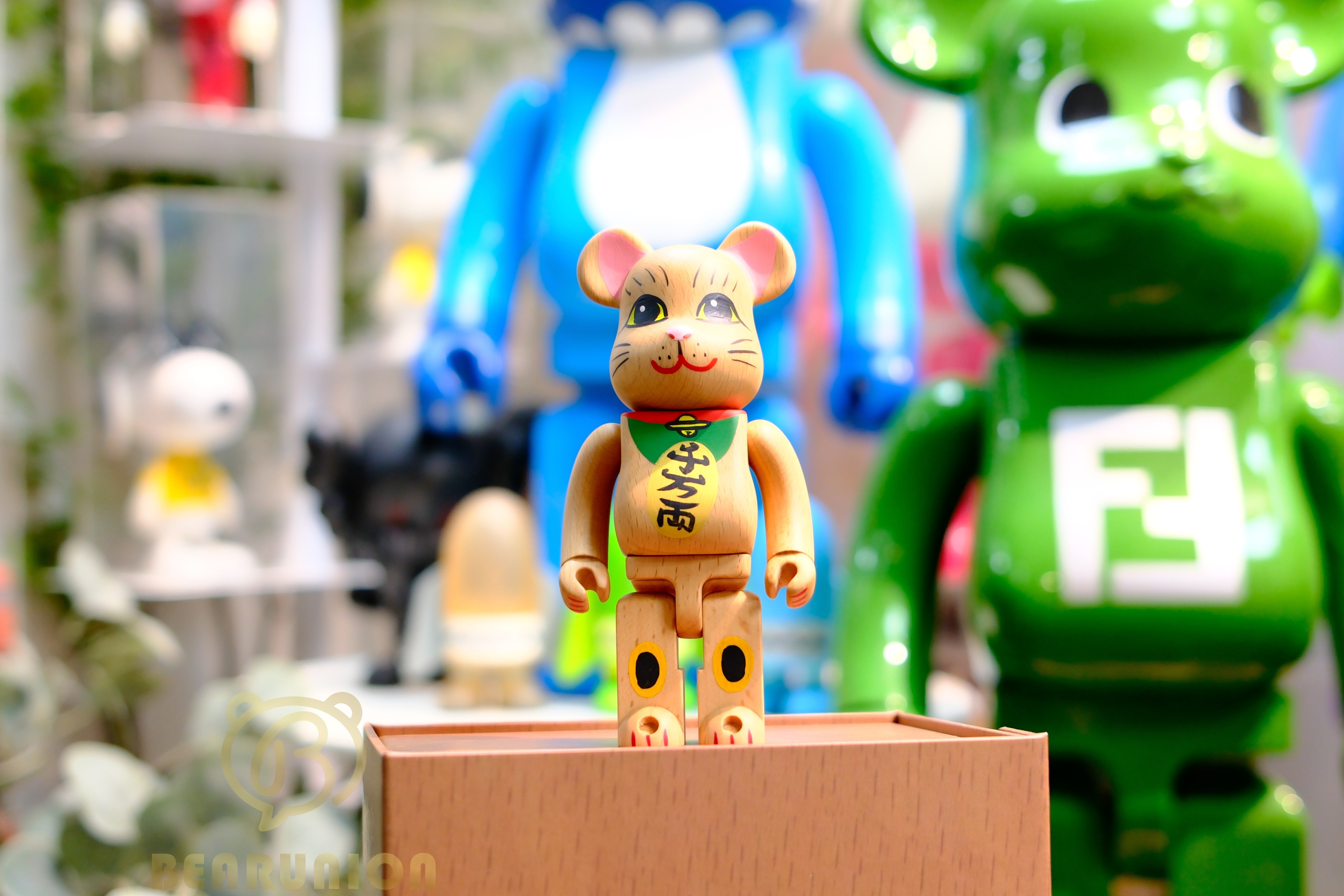 🎏預訂🎏Bearbrick 200% カリモク招き猫